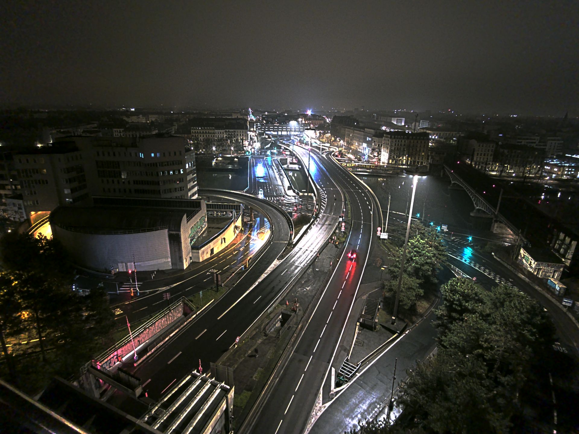 Caméra autoroute à Lyon Perrache à l'entrée Sud du Tunnel sous Fourvière, en direction de Marseille