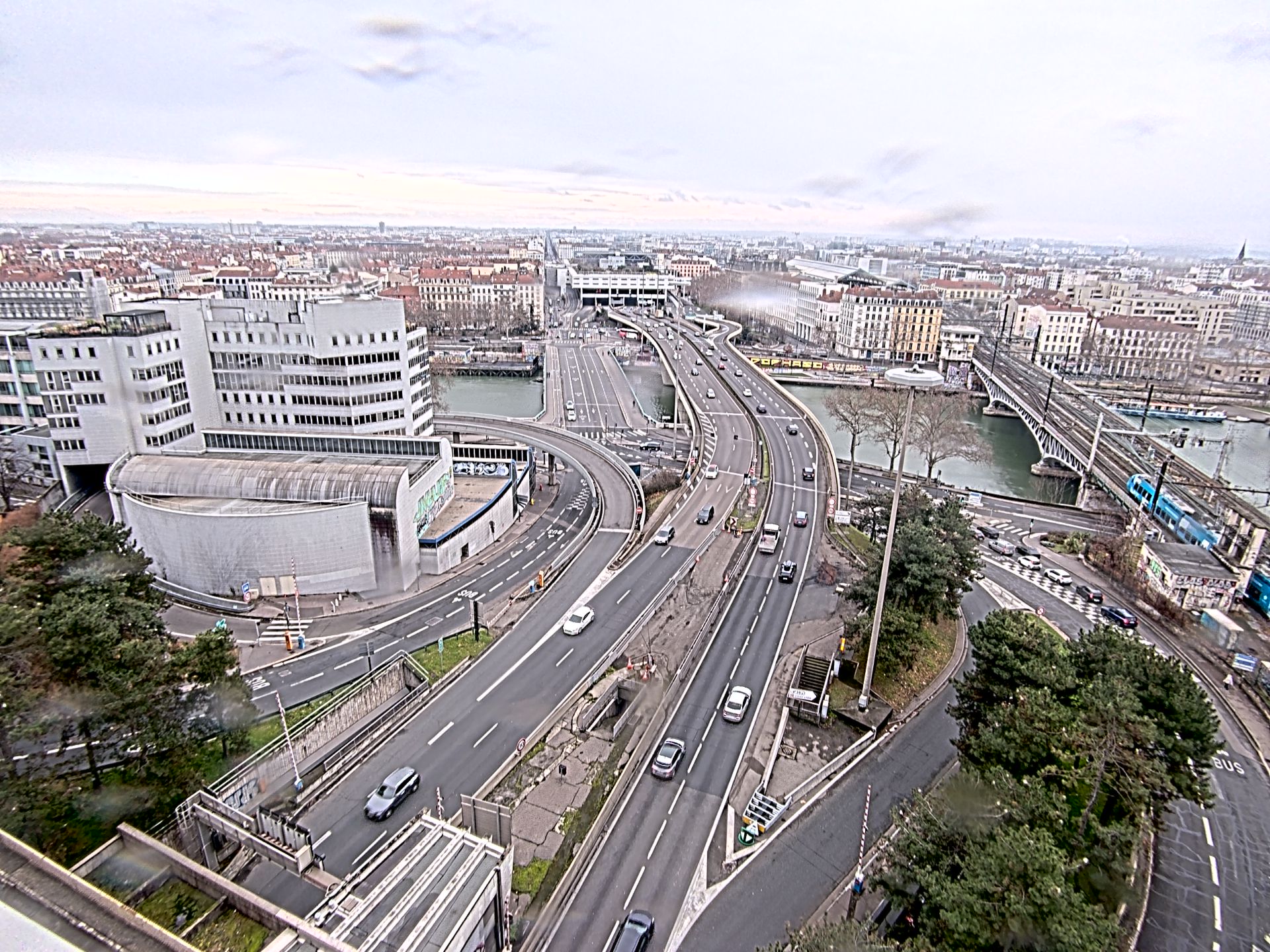 Caméra autoroute à Lyon Perrache à l'entrée Sud du Tunnel sous Fourvière, en direction de Marseille