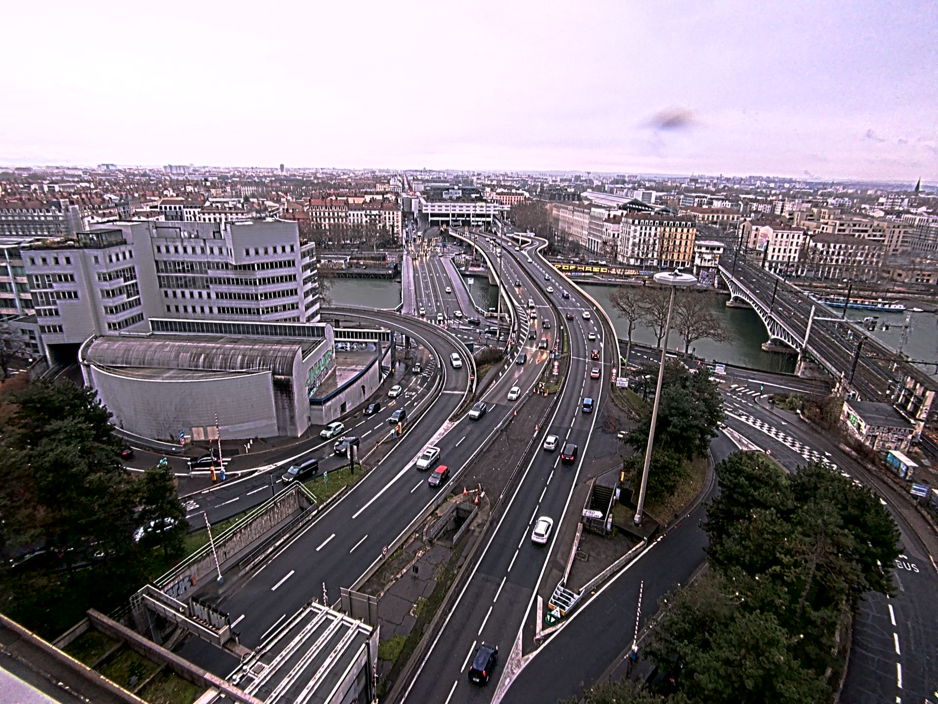 Caméra autoroute à Lyon Perrache à l'entrée Sud du Tunnel sous Fourvière, en direction de Marseille
