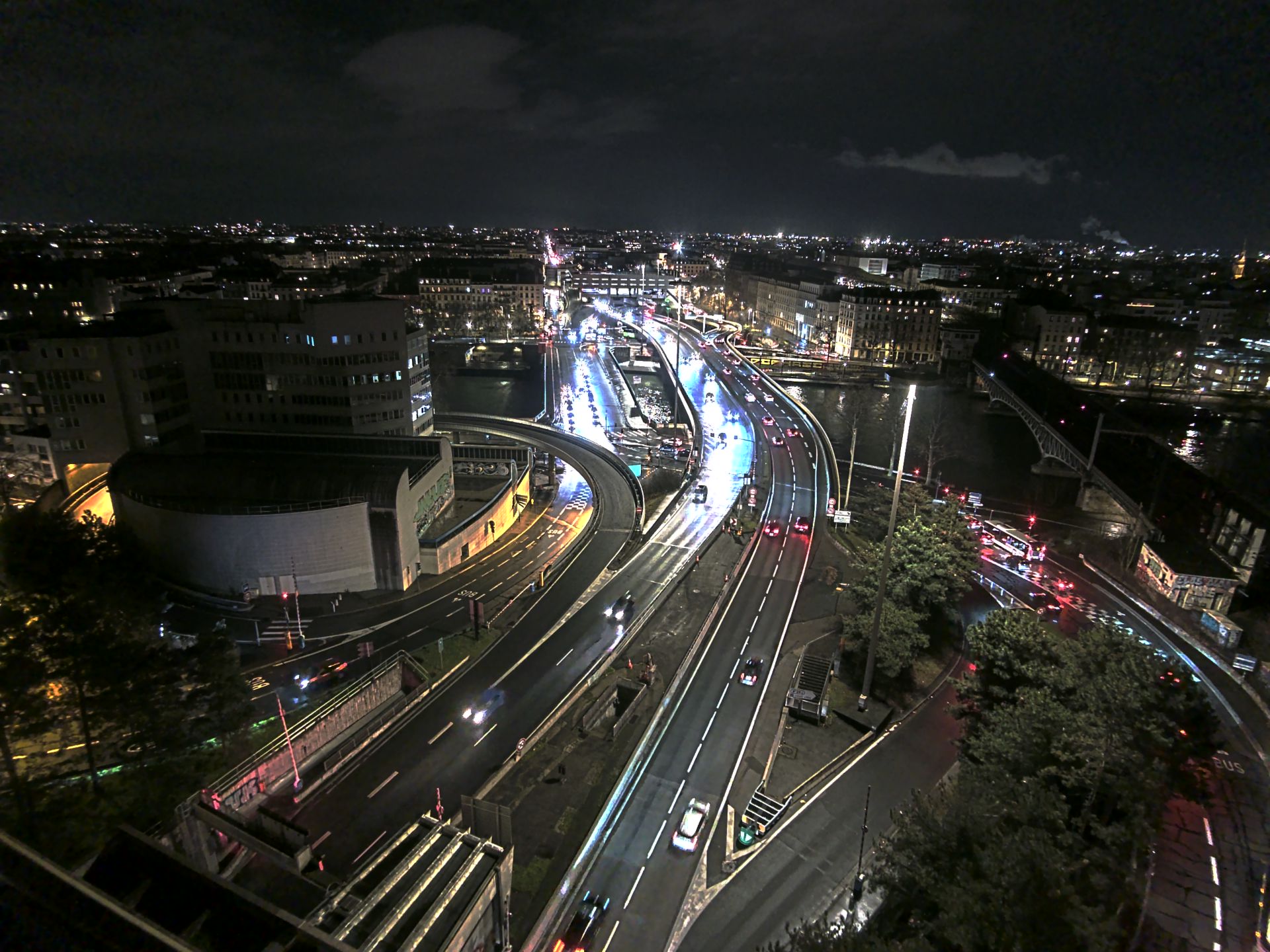 Caméra autoroute à Lyon Perrache à l'entrée Sud du Tunnel sous Fourvière, en direction de Marseille