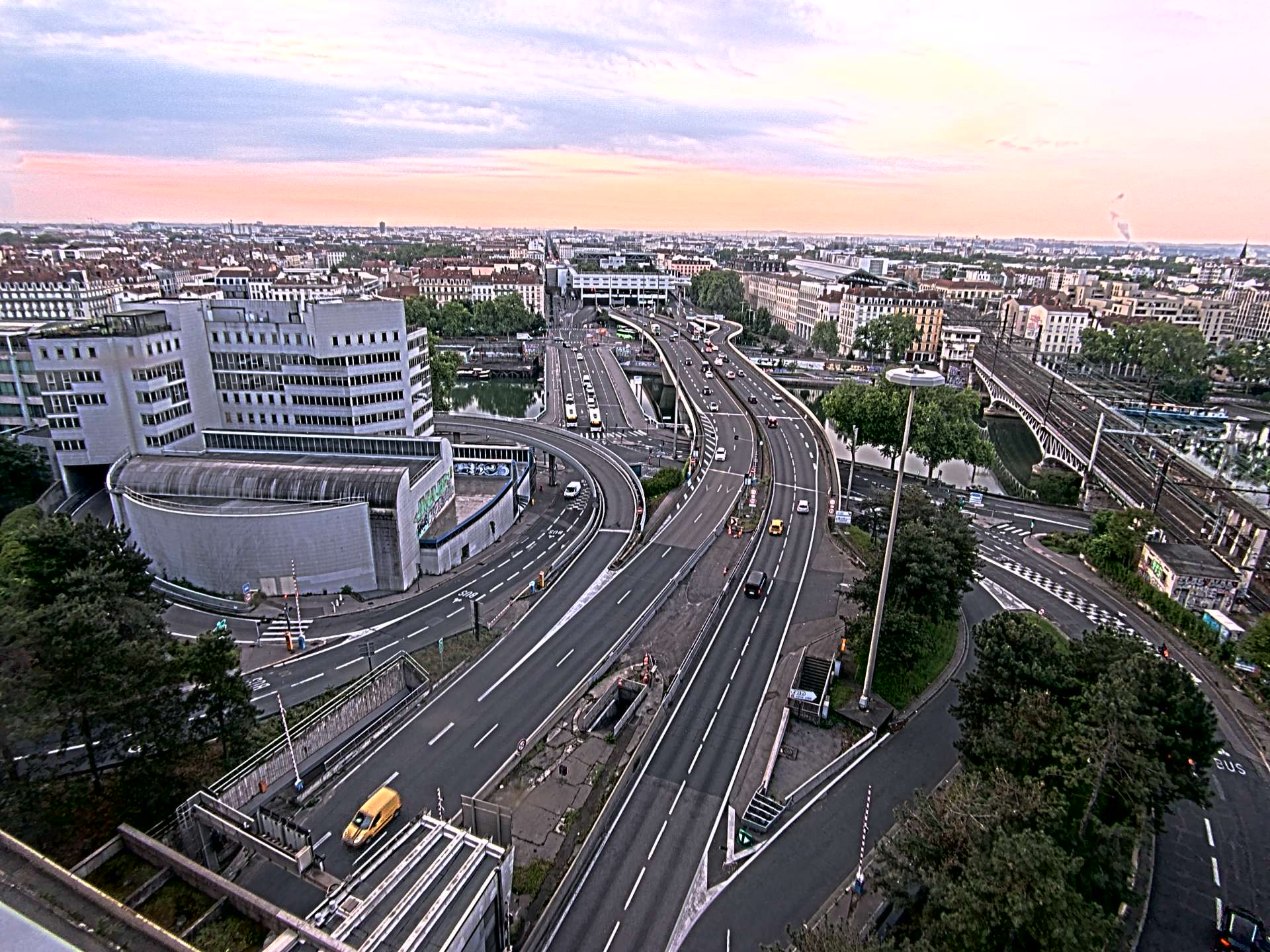 Caméra autoroute à Lyon Perrache à l'entrée Sud du Tunnel sous Fourvière, en direction de Marseille