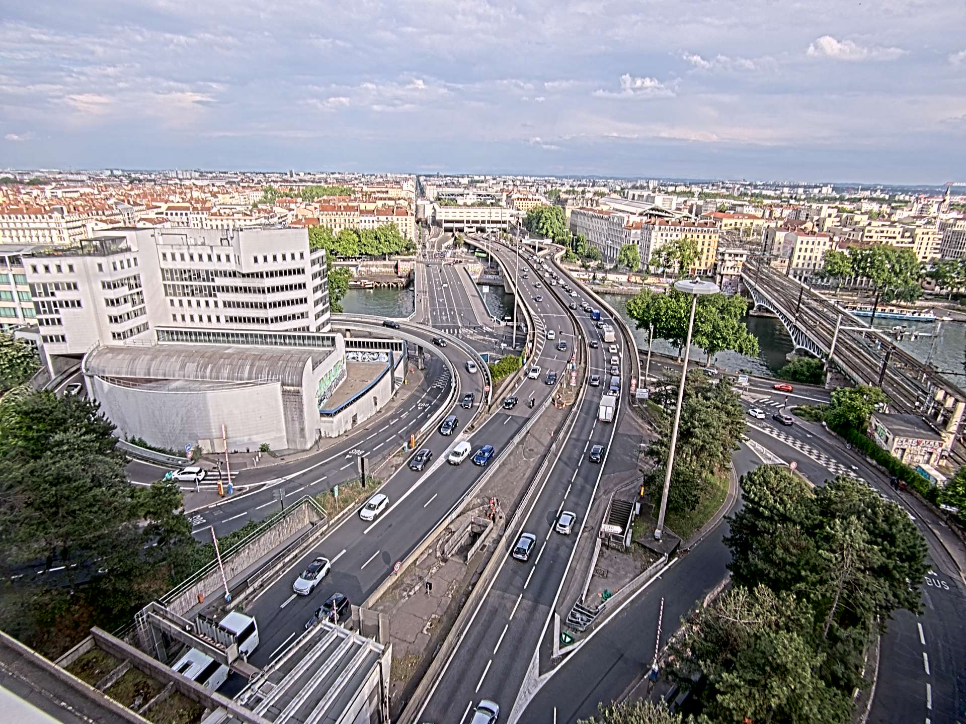 Caméra autoroute à Lyon Perrache à l'entrée Sud du Tunnel sous Fourvière, en direction de Marseille
