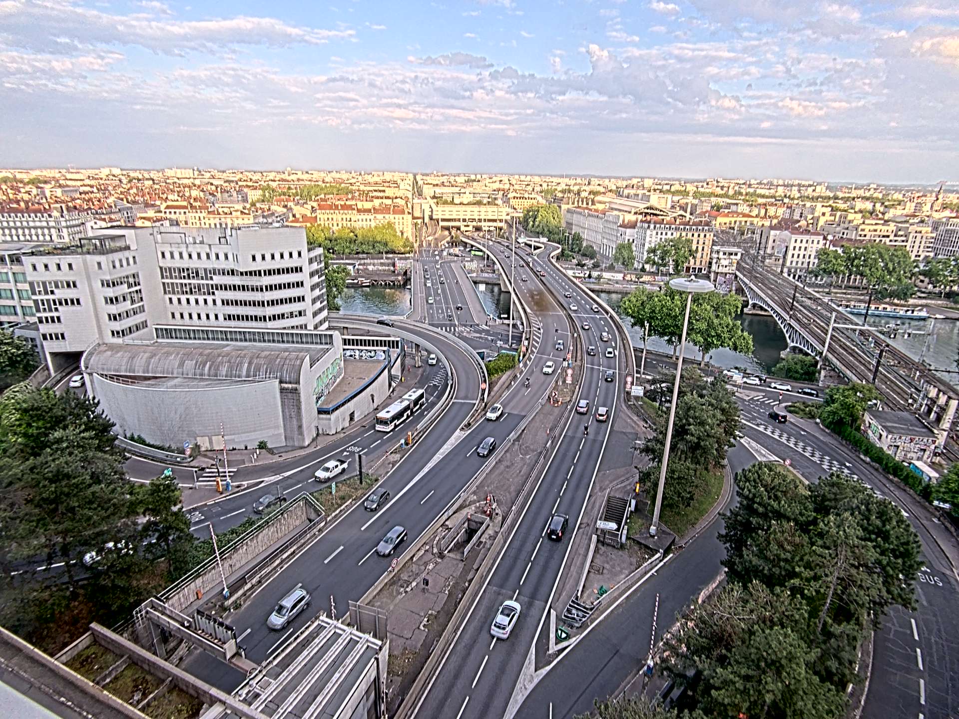 Caméra autoroute à Lyon Perrache à l'entrée Sud du Tunnel sous Fourvière, en direction de Marseille