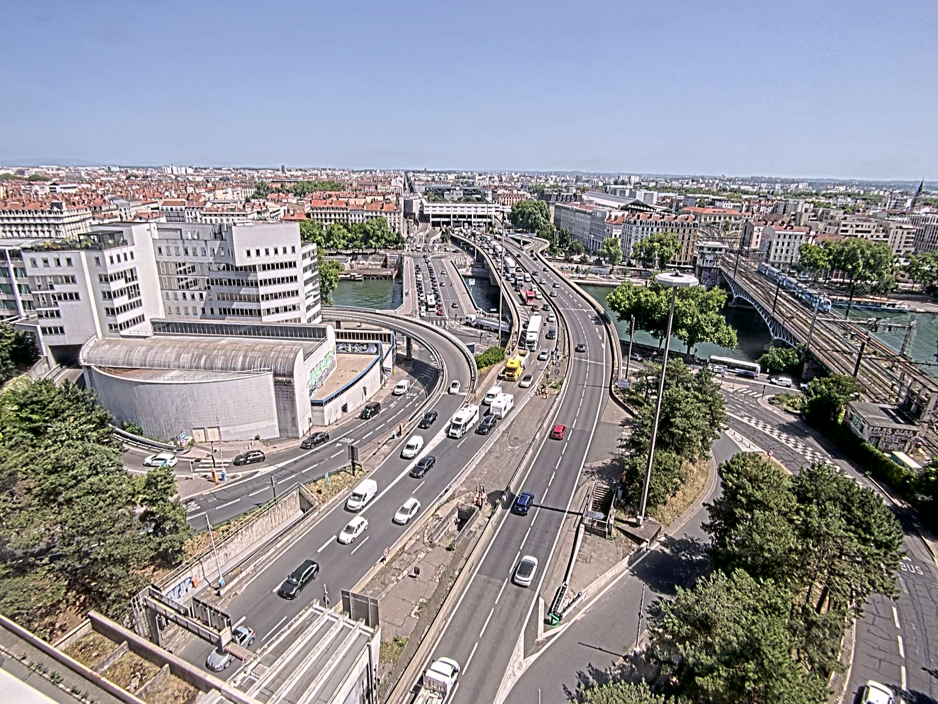Caméra autoroute à Lyon Perrache à l'entrée Sud du Tunnel sous Fourvière, en direction de Marseille