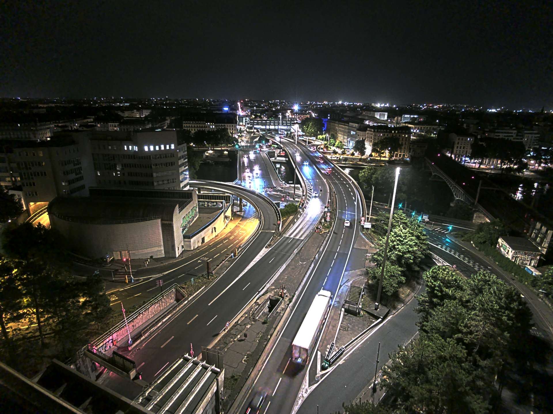 Caméra autoroute à Lyon Perrache à l'entrée Sud du Tunnel sous Fourvière, en direction de Marseille