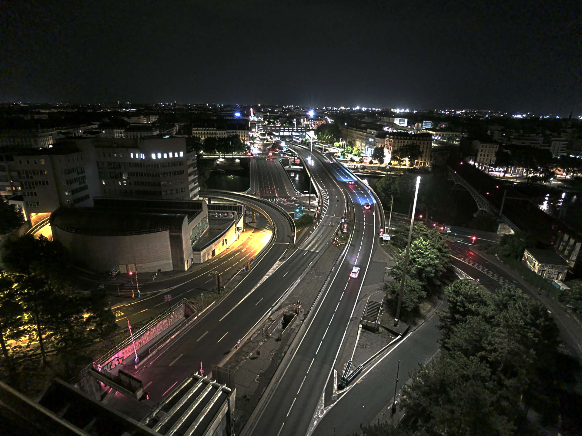 Caméra autoroute à Lyon Perrache à l'entrée Sud du Tunnel sous Fourvière, en direction de Marseille