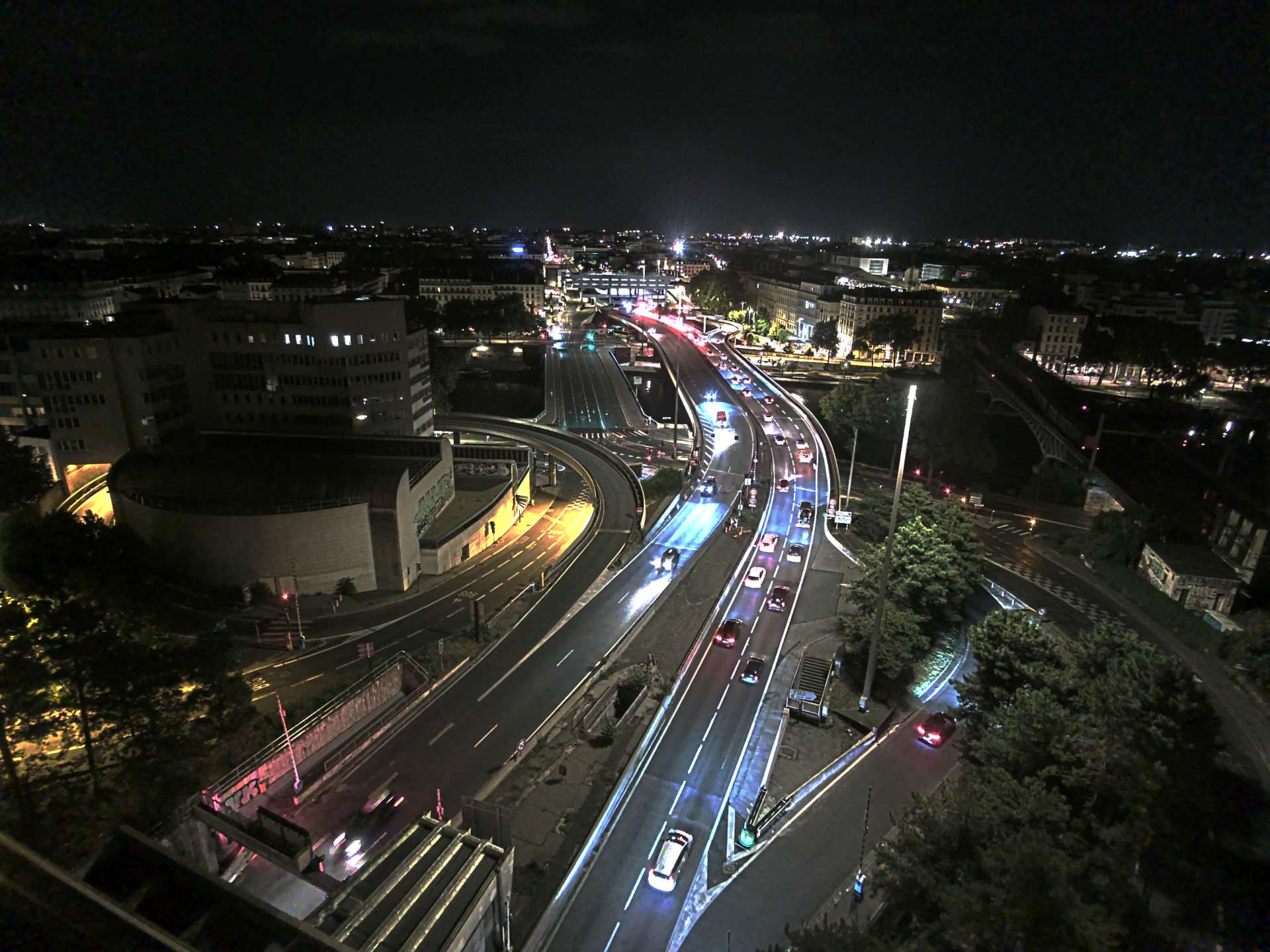 Caméra autoroute à Lyon Perrache à l'entrée Sud du Tunnel sous Fourvière, en direction de Marseille
