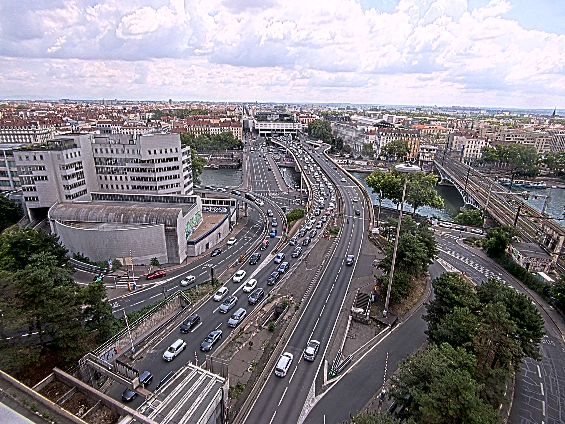 Caméra autoroute à Lyon Perrache à l'entrée Sud du Tunnel sous Fourvière, en direction de Marseille