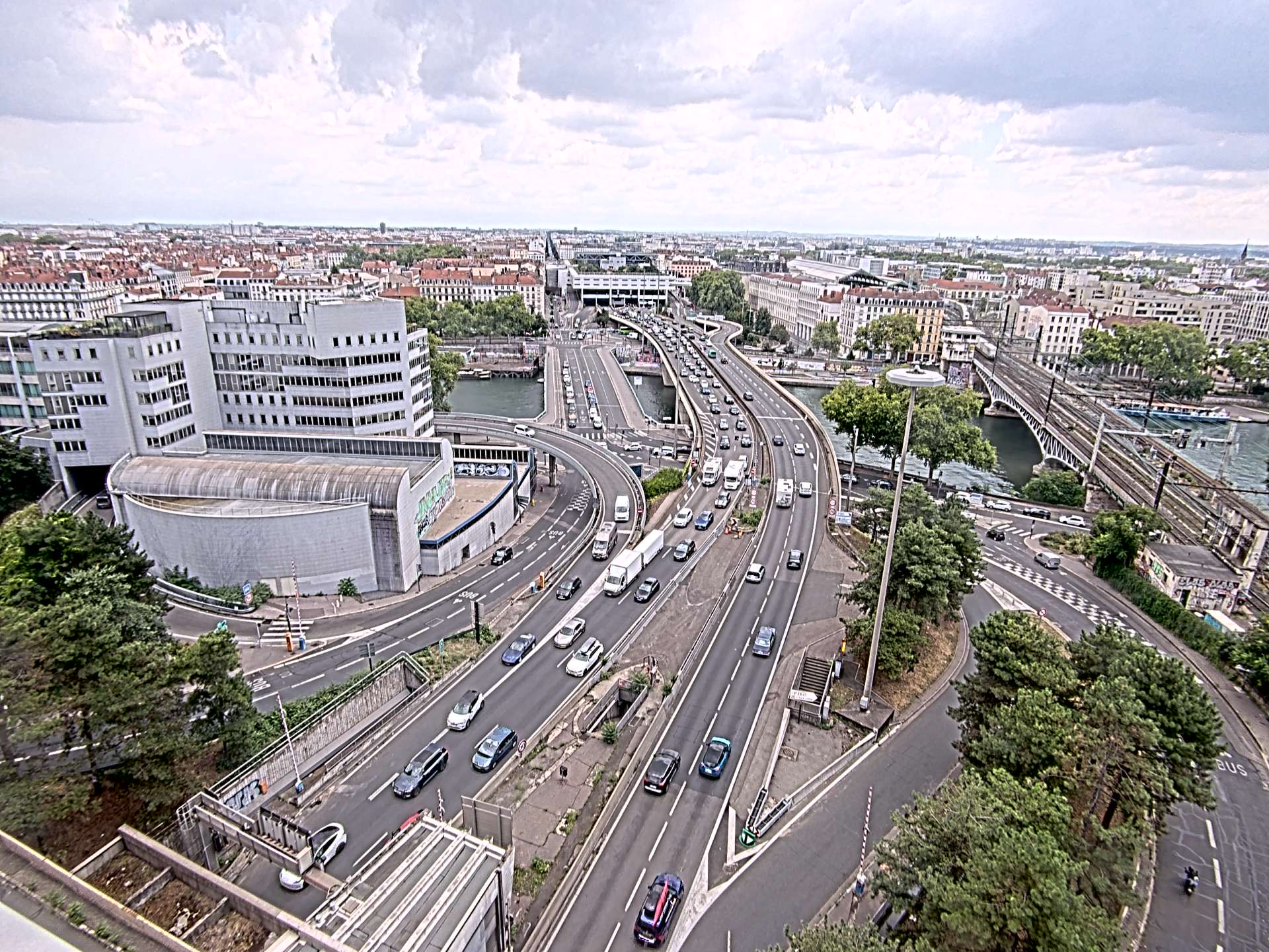 Caméra autoroute à Lyon Perrache à l'entrée Sud du Tunnel sous Fourvière, en direction de Marseille