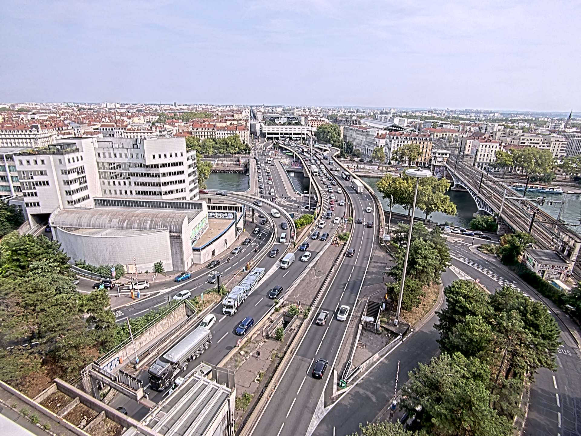 Caméra autoroute à Lyon Perrache à l'entrée Sud du Tunnel sous Fourvière, en direction de Marseille