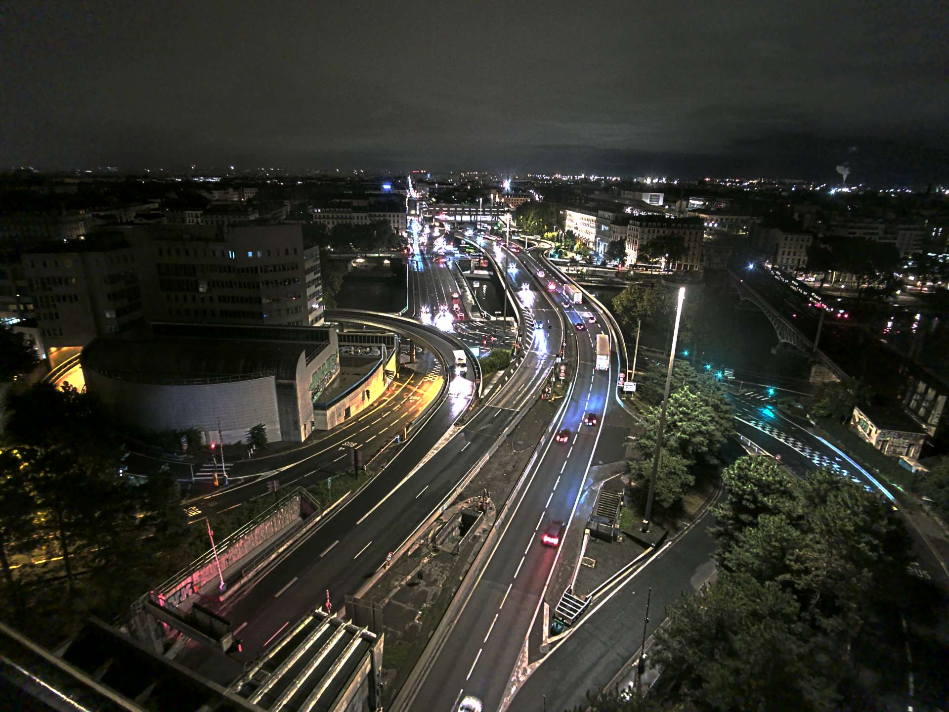 Caméra autoroute à Lyon Perrache à l'entrée Sud du Tunnel sous Fourvière, en direction de Marseille