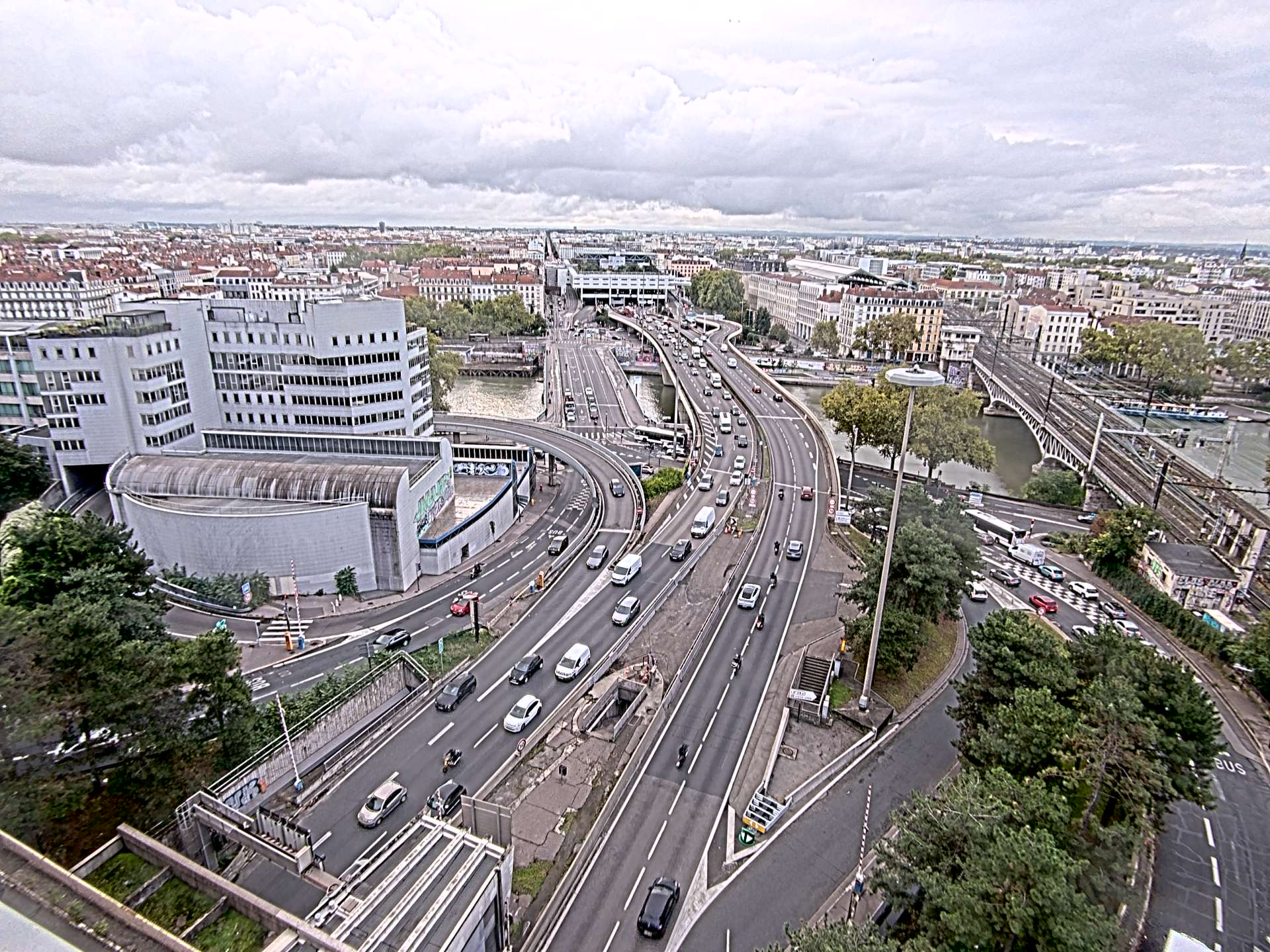 Caméra autoroute à Lyon Perrache à l'entrée Sud du Tunnel sous Fourvière, en direction de Marseille