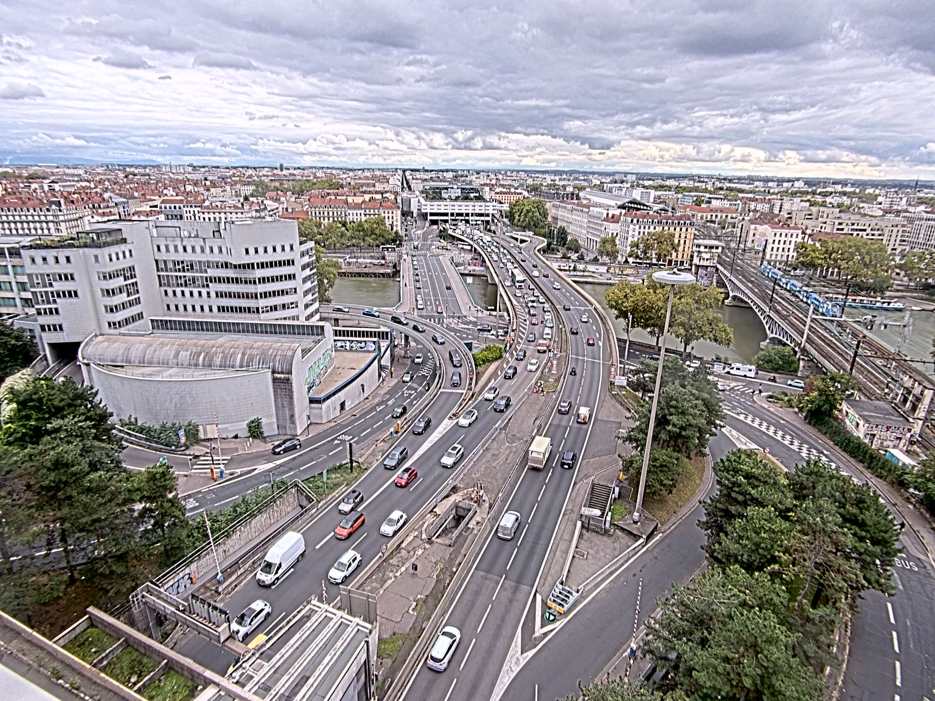 Caméra autoroute à Lyon Perrache à l'entrée Sud du Tunnel sous Fourvière, en direction de Marseille