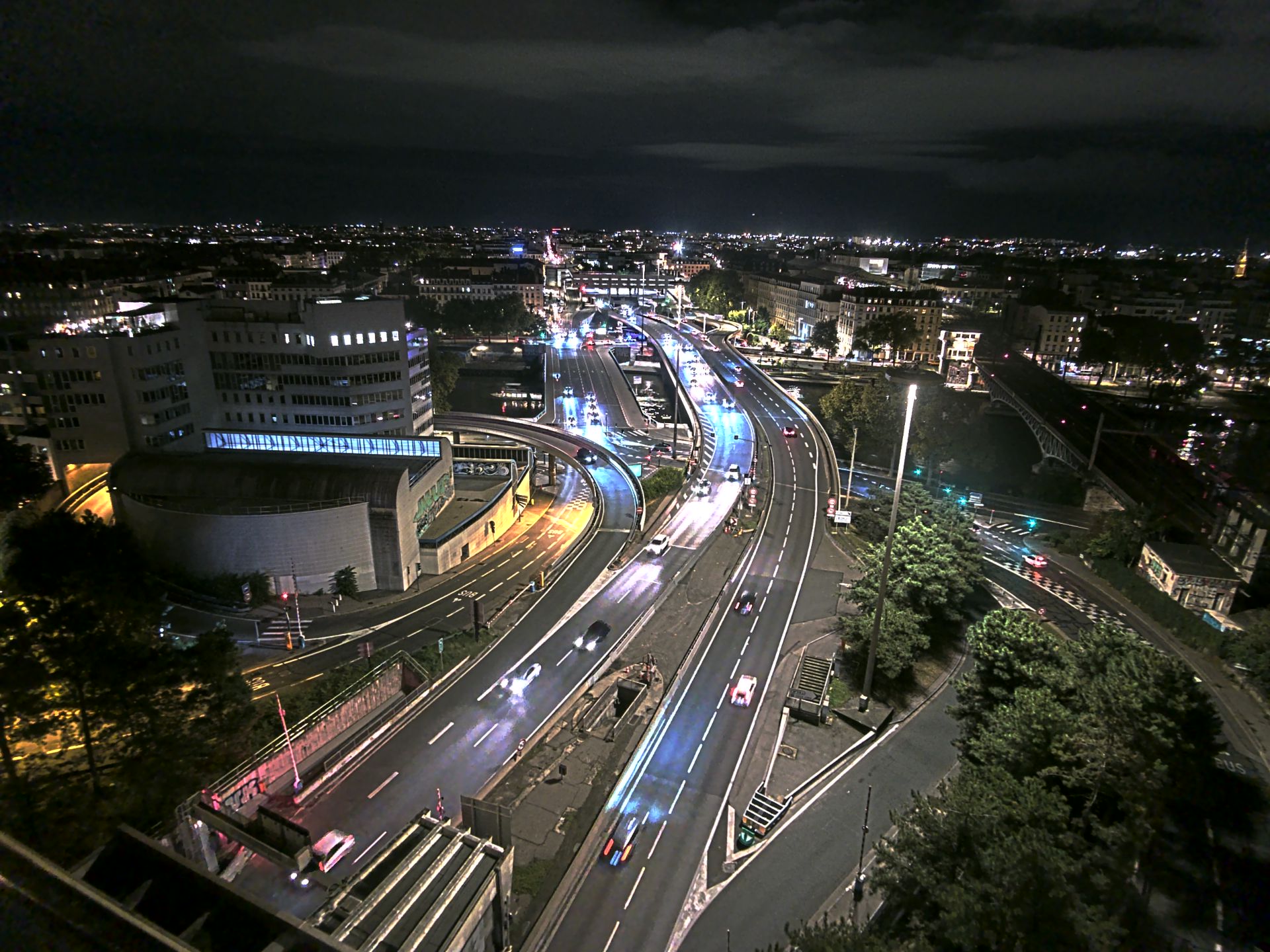 Caméra autoroute à Lyon Perrache à l'entrée Sud du Tunnel sous Fourvière, en direction de Marseille