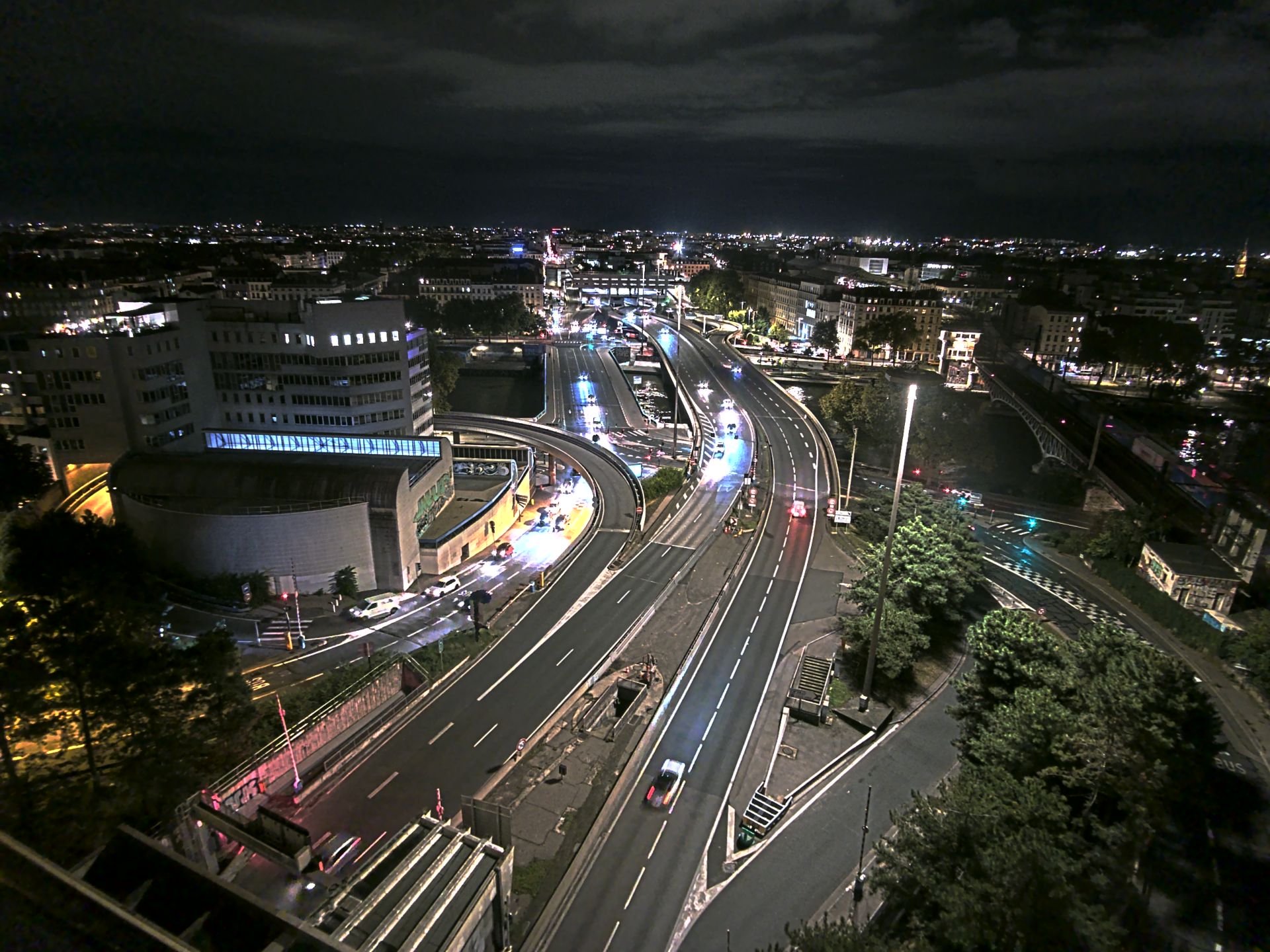 Caméra autoroute à Lyon Perrache à l'entrée Sud du Tunnel sous Fourvière, en direction de Marseille