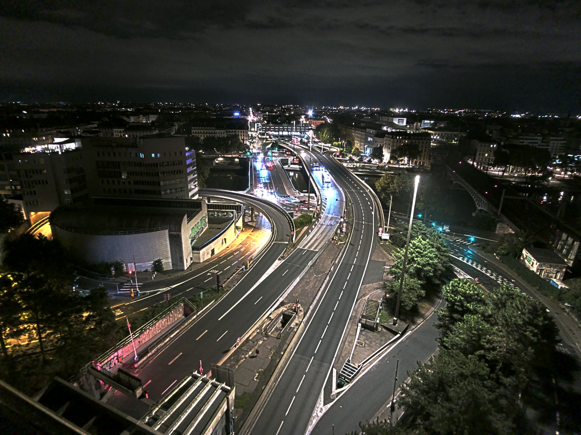 Caméra autoroute à Lyon Perrache à l'entrée Sud du Tunnel sous Fourvière, en direction de Marseille