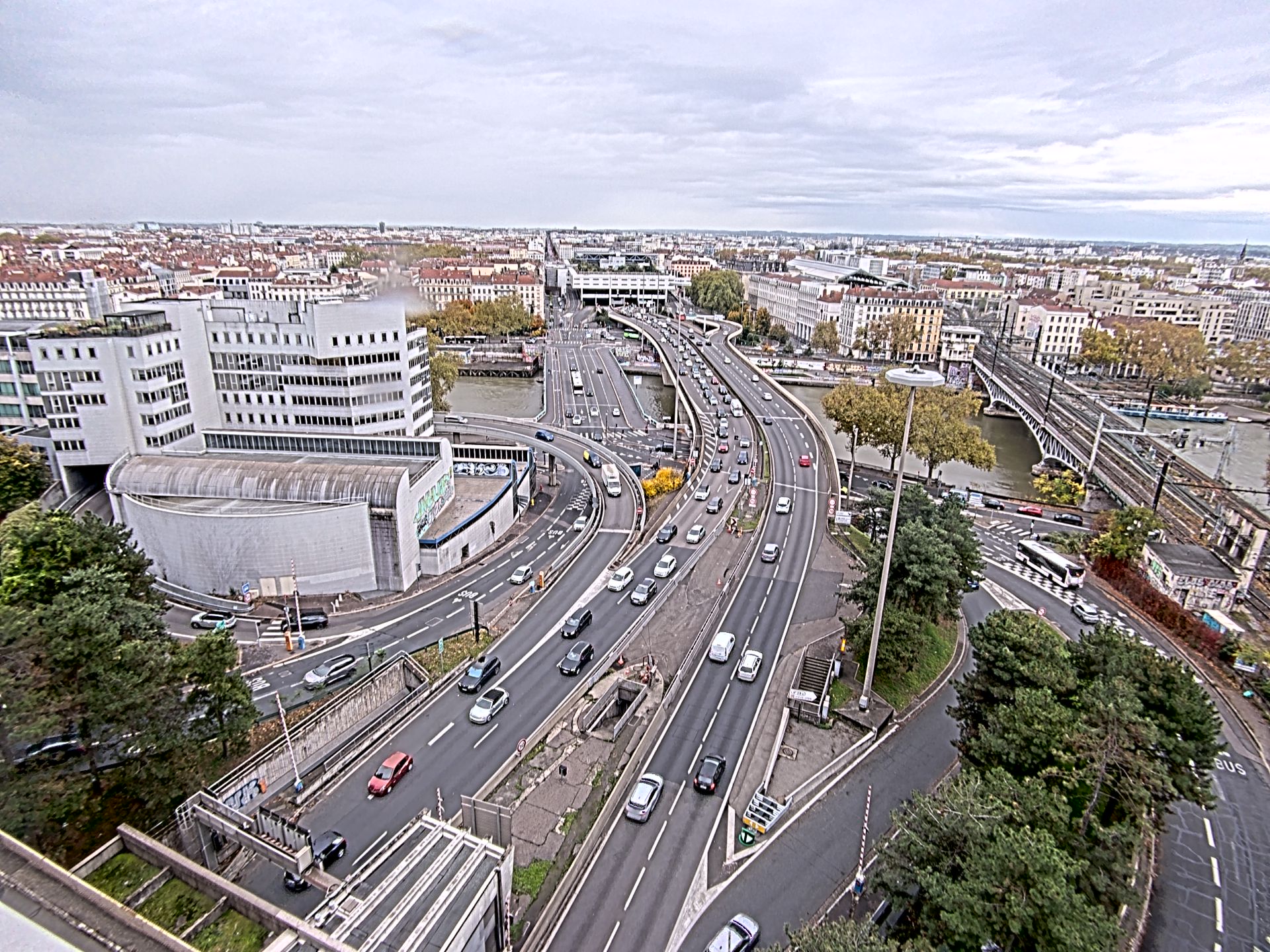 Caméra autoroute à Lyon Perrache à l'entrée Sud du Tunnel sous Fourvière, en direction de Marseille