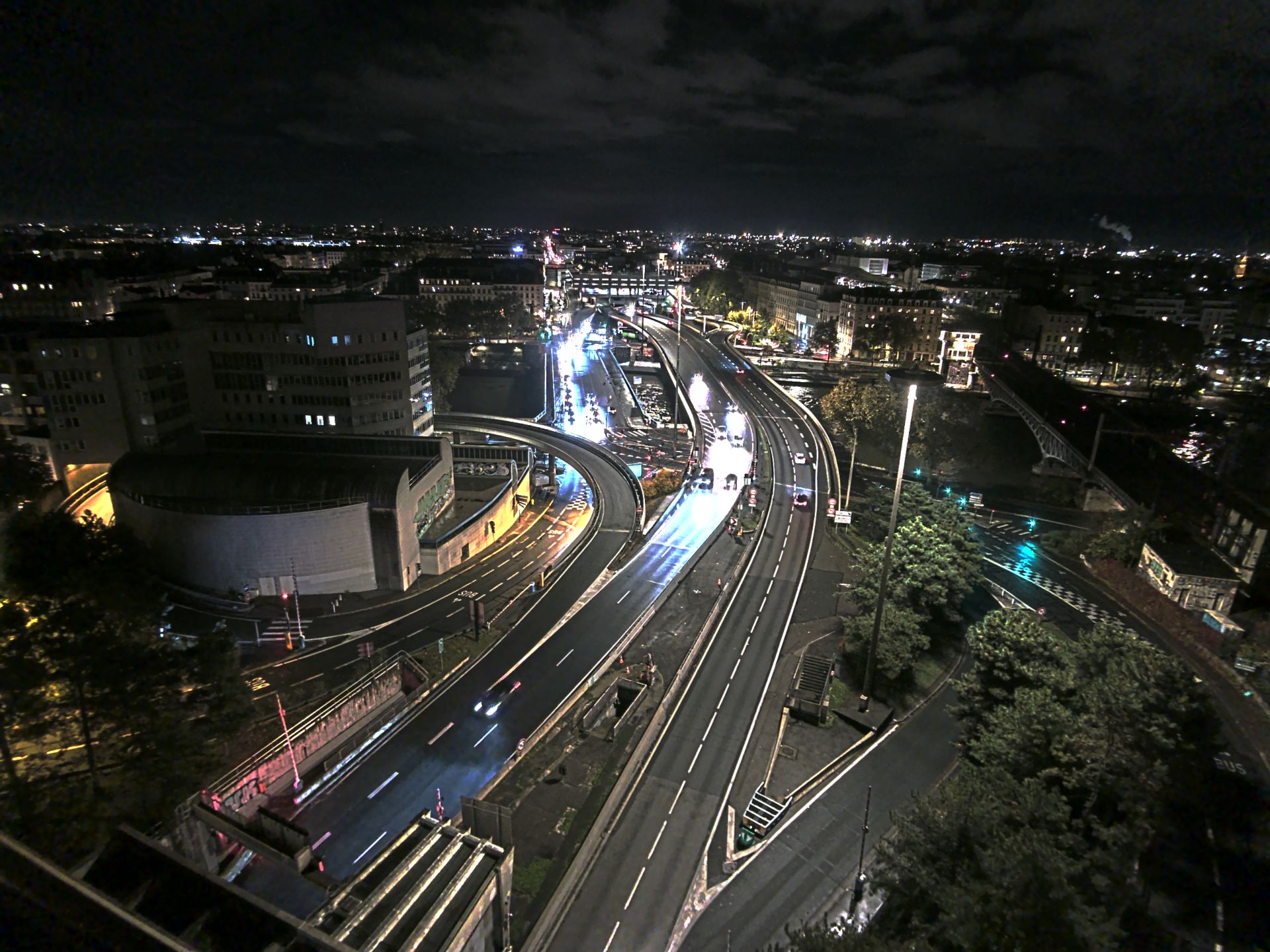 Caméra autoroute à Lyon Perrache à l'entrée Sud du Tunnel sous Fourvière, en direction de Marseille