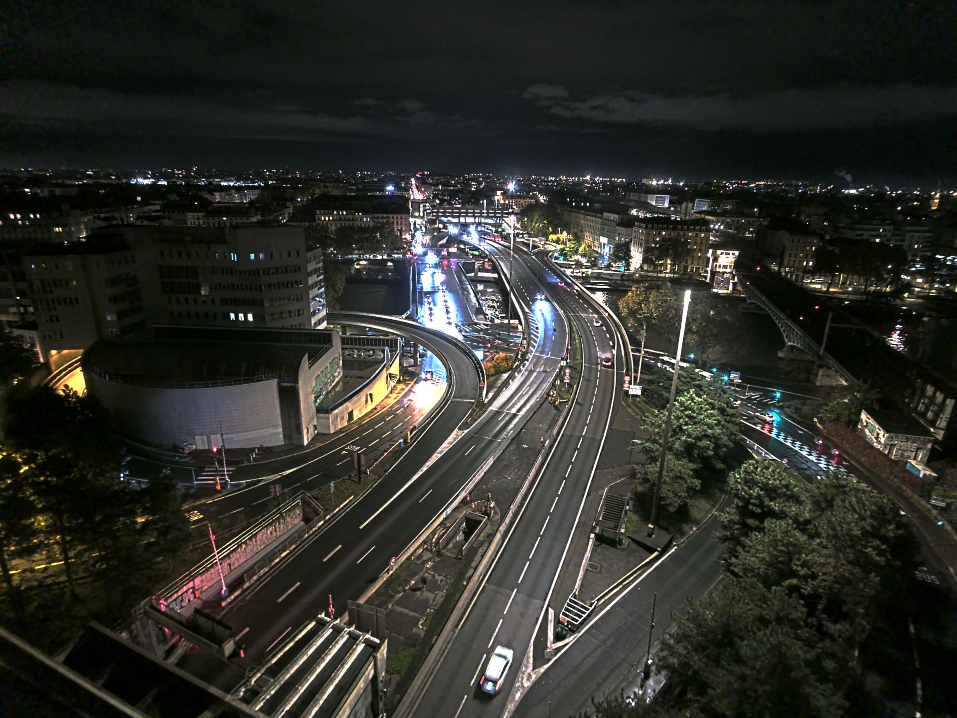 Caméra autoroute à Lyon Perrache à l'entrée Sud du Tunnel sous Fourvière, en direction de Marseille