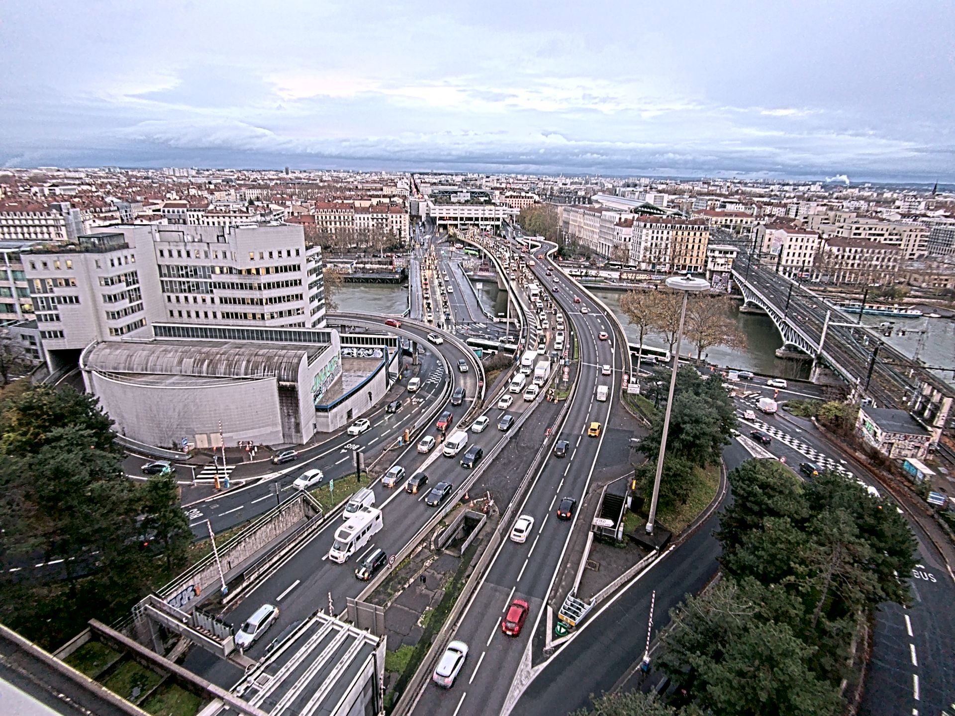 Caméra autoroute à Lyon Perrache à l'entrée Sud du Tunnel sous Fourvière, en direction de Marseille