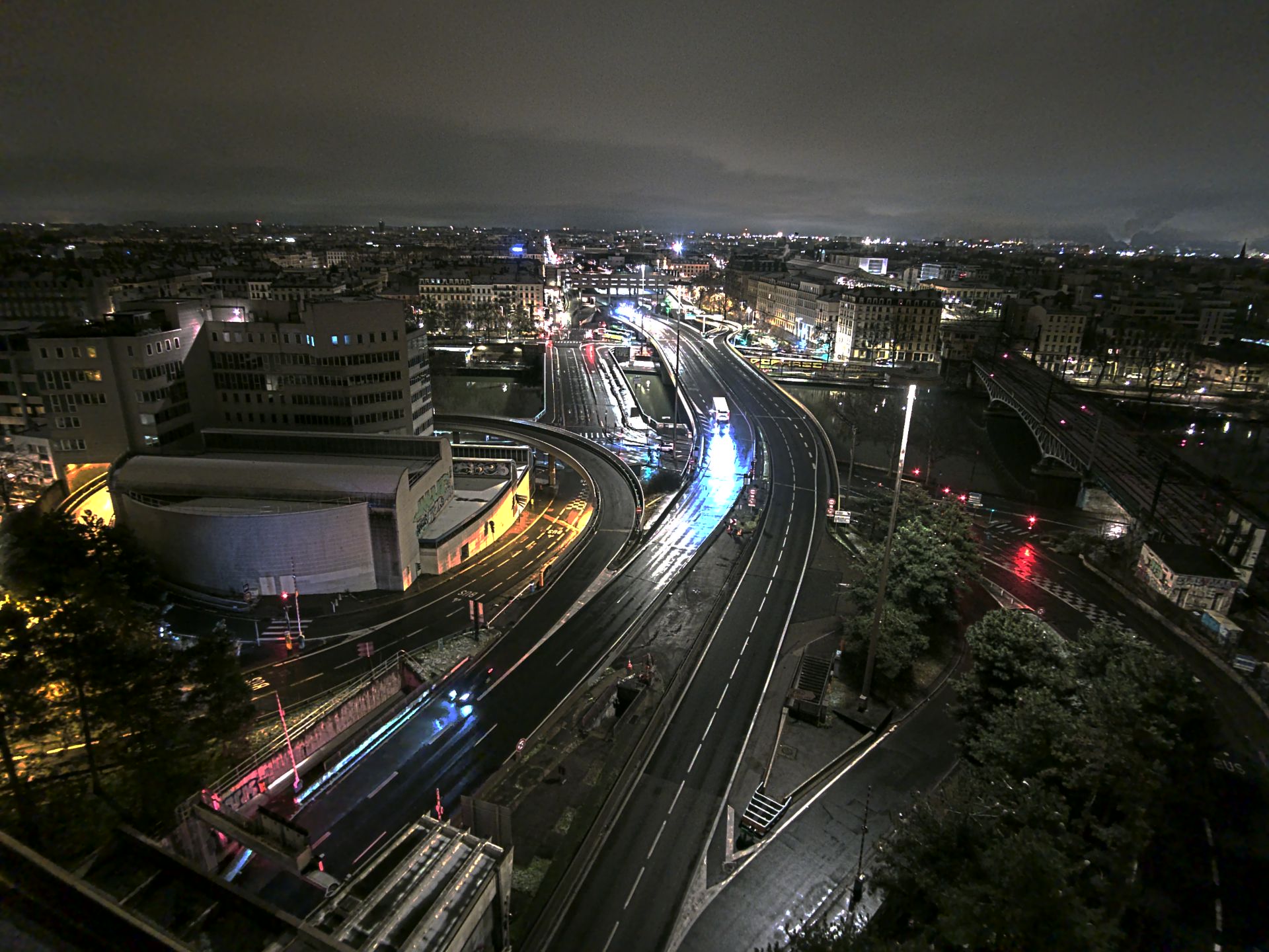Caméra autoroute à Lyon Perrache à l'entrée Sud du Tunnel sous Fourvière, en direction de Marseille