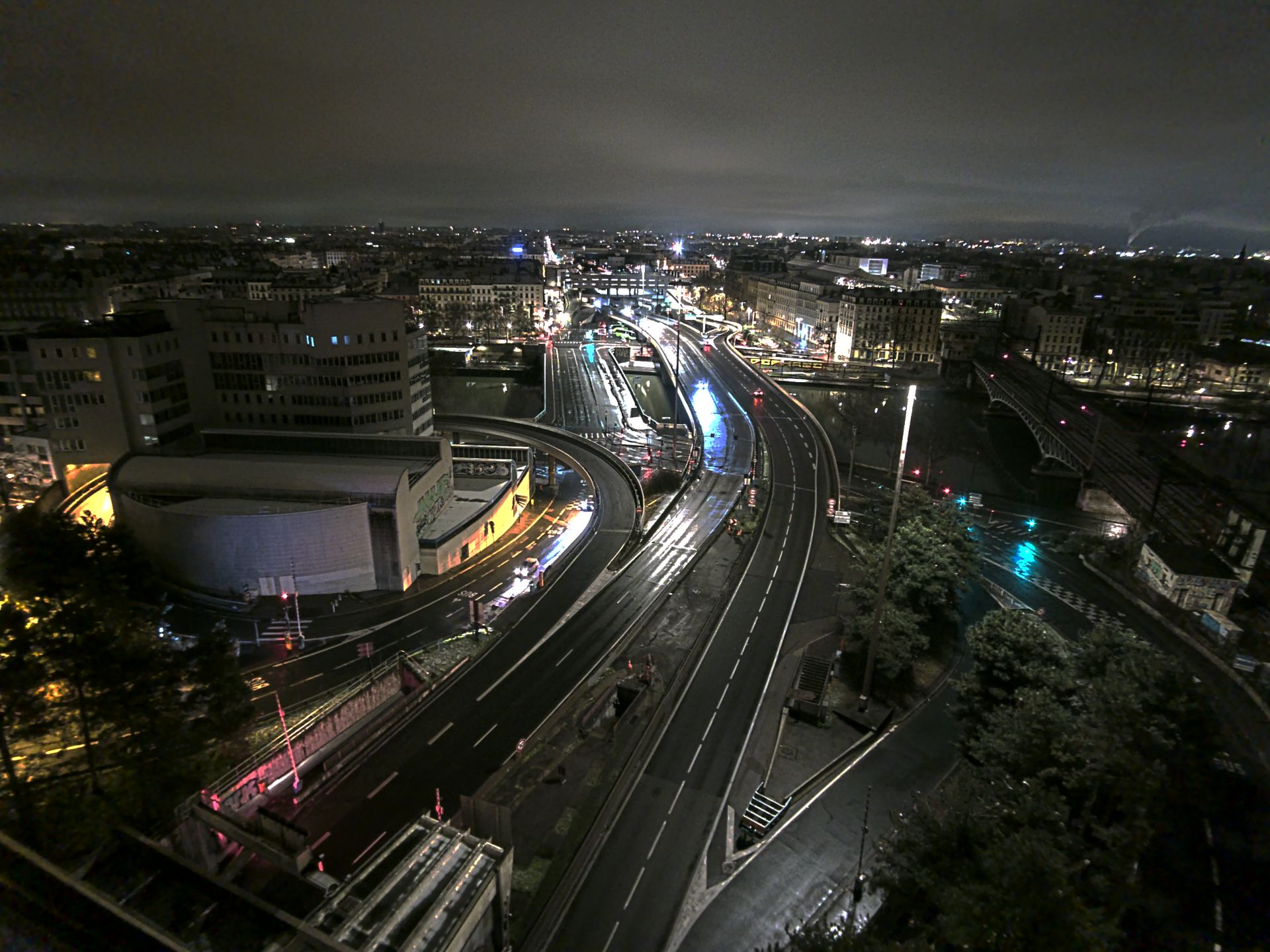 Caméra autoroute à Lyon Perrache à l'entrée Sud du Tunnel sous Fourvière, en direction de Marseille