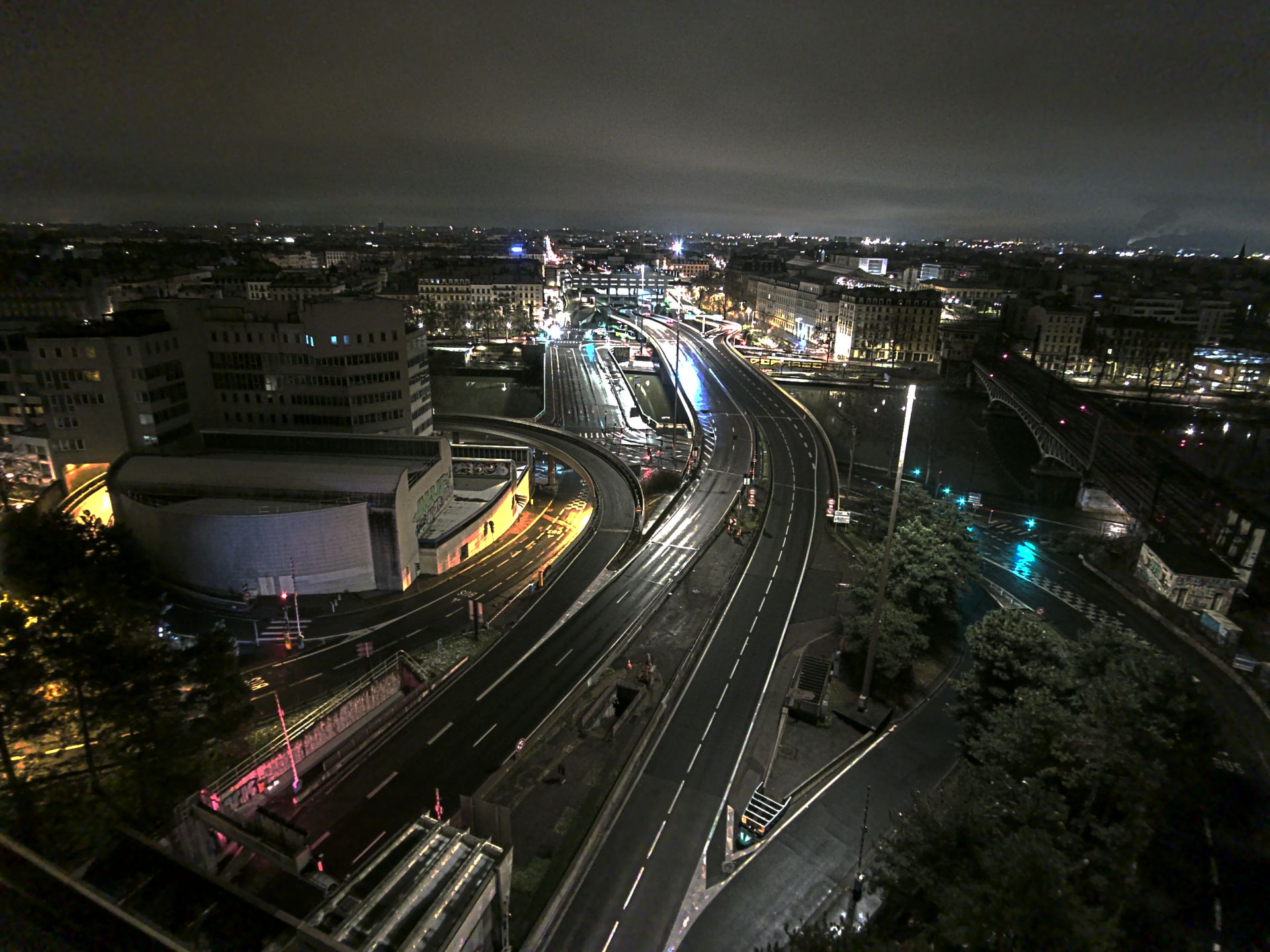Caméra autoroute à Lyon Perrache à l'entrée Sud du Tunnel sous Fourvière, en direction de Marseille