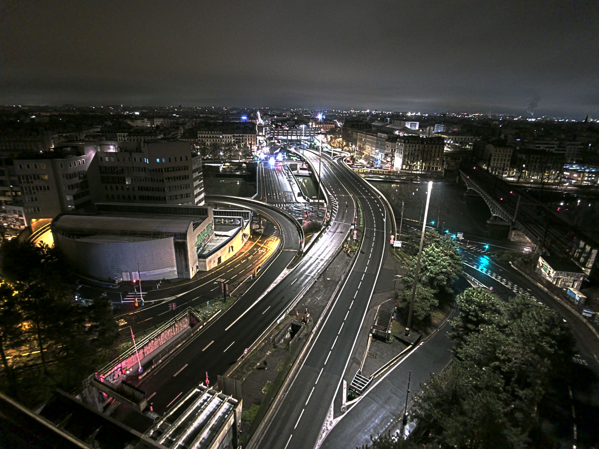 Caméra autoroute à Lyon Perrache à l'entrée Sud du Tunnel sous Fourvière, en direction de Marseille
