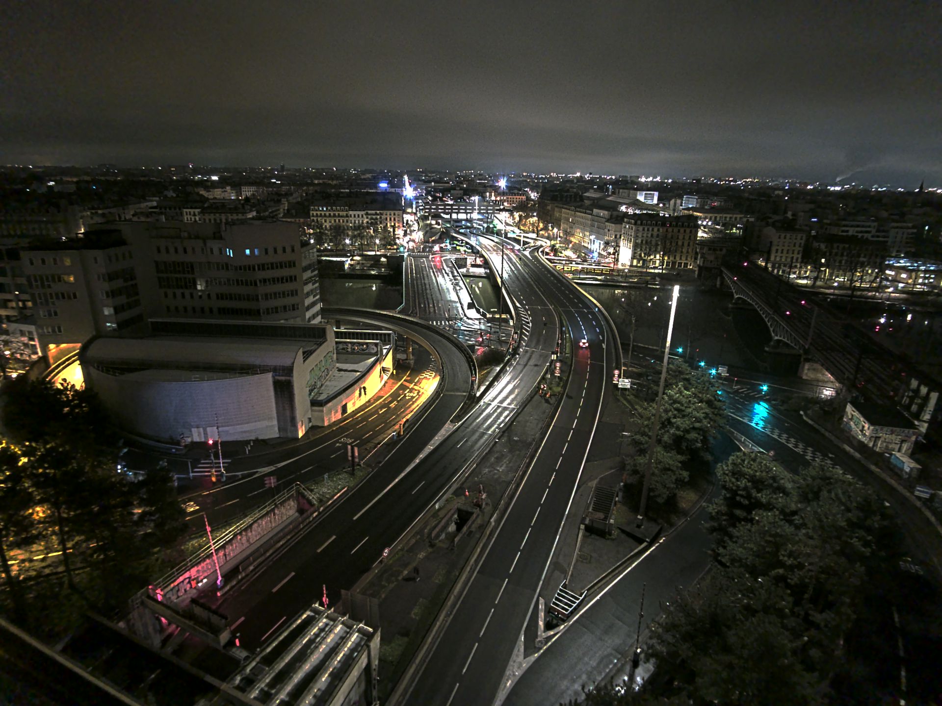 Caméra autoroute à Lyon Perrache à l'entrée Sud du Tunnel sous Fourvière, en direction de Marseille