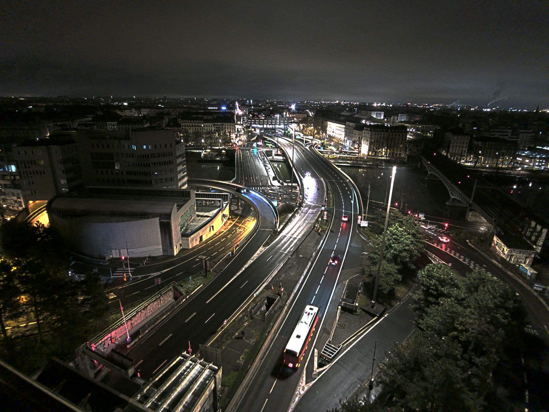 Caméra autoroute à Lyon Perrache à l'entrée Sud du Tunnel sous Fourvière, en direction de Marseille