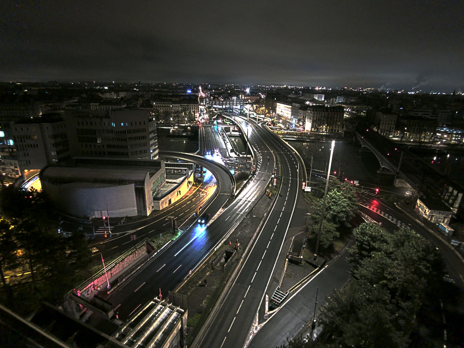 Caméra autoroute à Lyon Perrache à l'entrée Sud du Tunnel sous Fourvière, en direction de Marseille