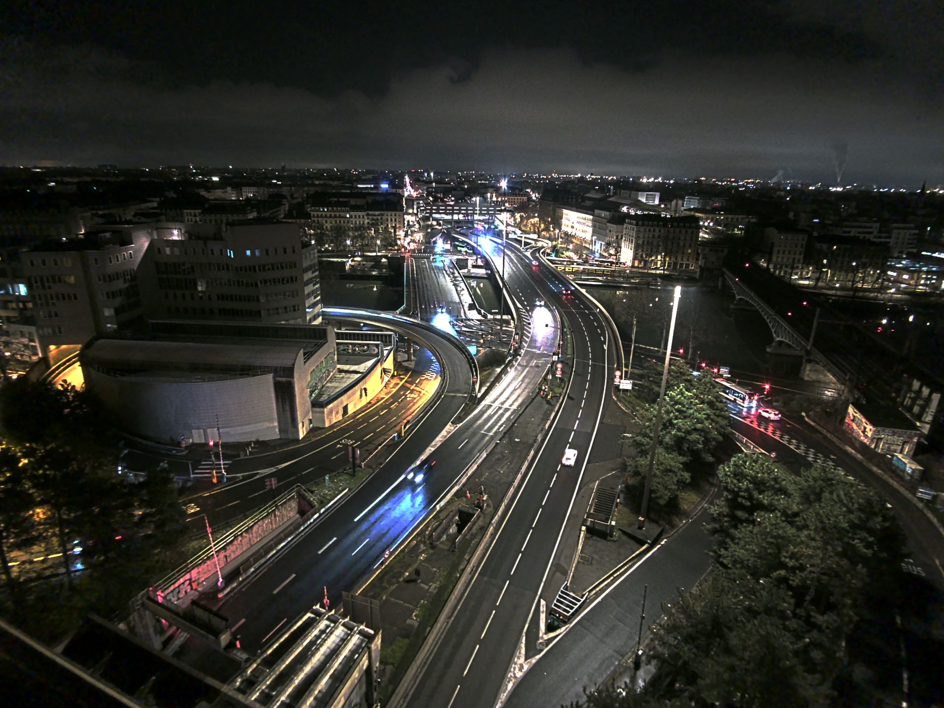 Caméra autoroute à Lyon Perrache à l'entrée Sud du Tunnel sous Fourvière, en direction de Marseille