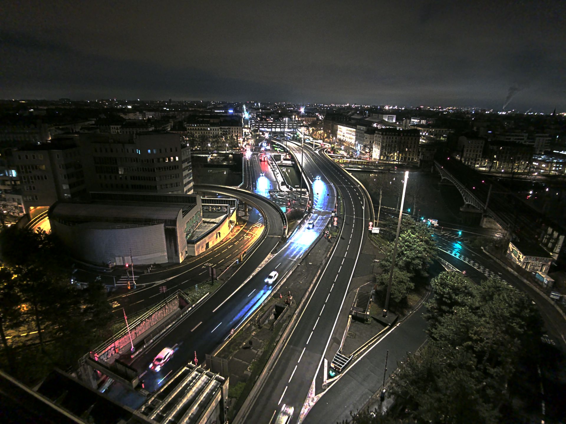 Caméra autoroute à Lyon Perrache à l'entrée Sud du Tunnel sous Fourvière, en direction de Marseille