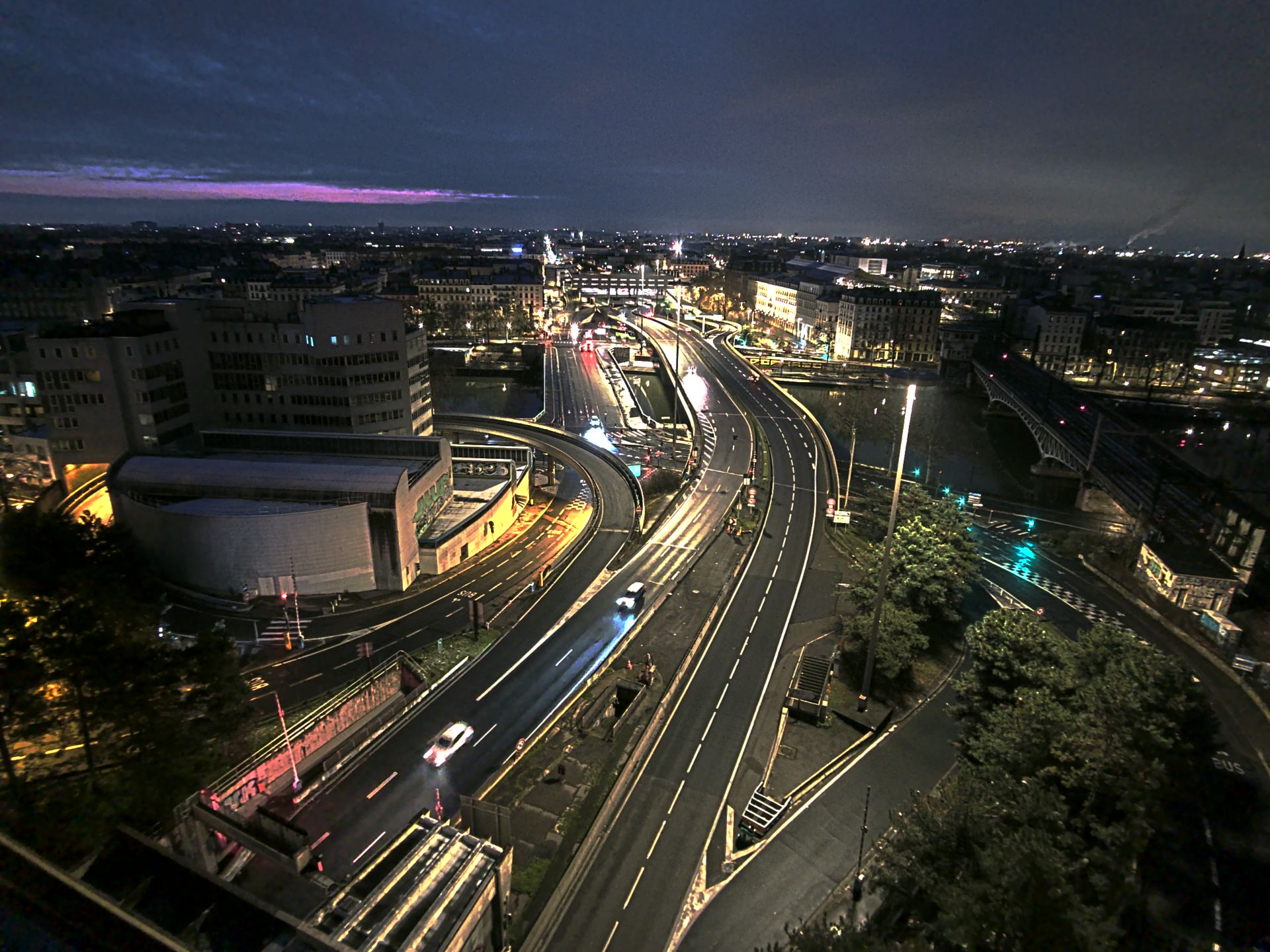 Caméra autoroute à Lyon Perrache à l'entrée Sud du Tunnel sous Fourvière, en direction de Marseille