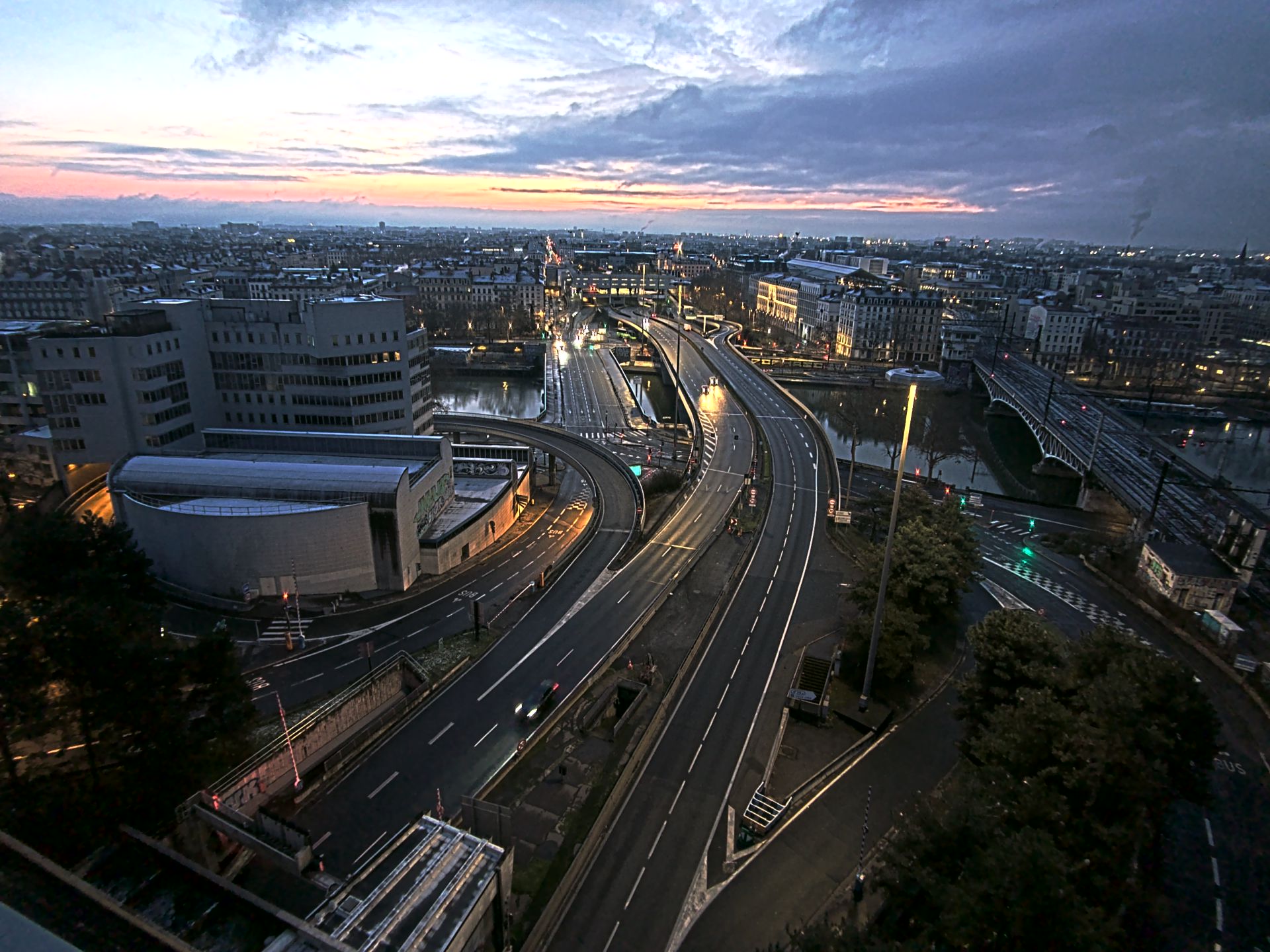 Caméra autoroute à Lyon Perrache à l'entrée Sud du Tunnel sous Fourvière, en direction de Marseille