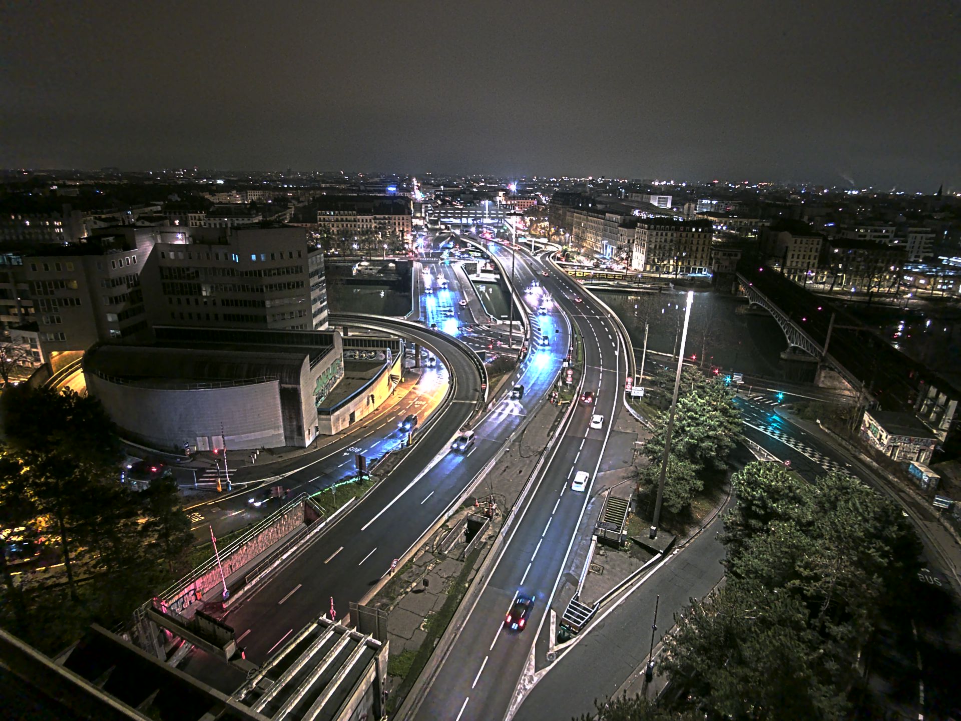 Caméra autoroute à Lyon Perrache à l'entrée Sud du Tunnel sous Fourvière, en direction de Marseille