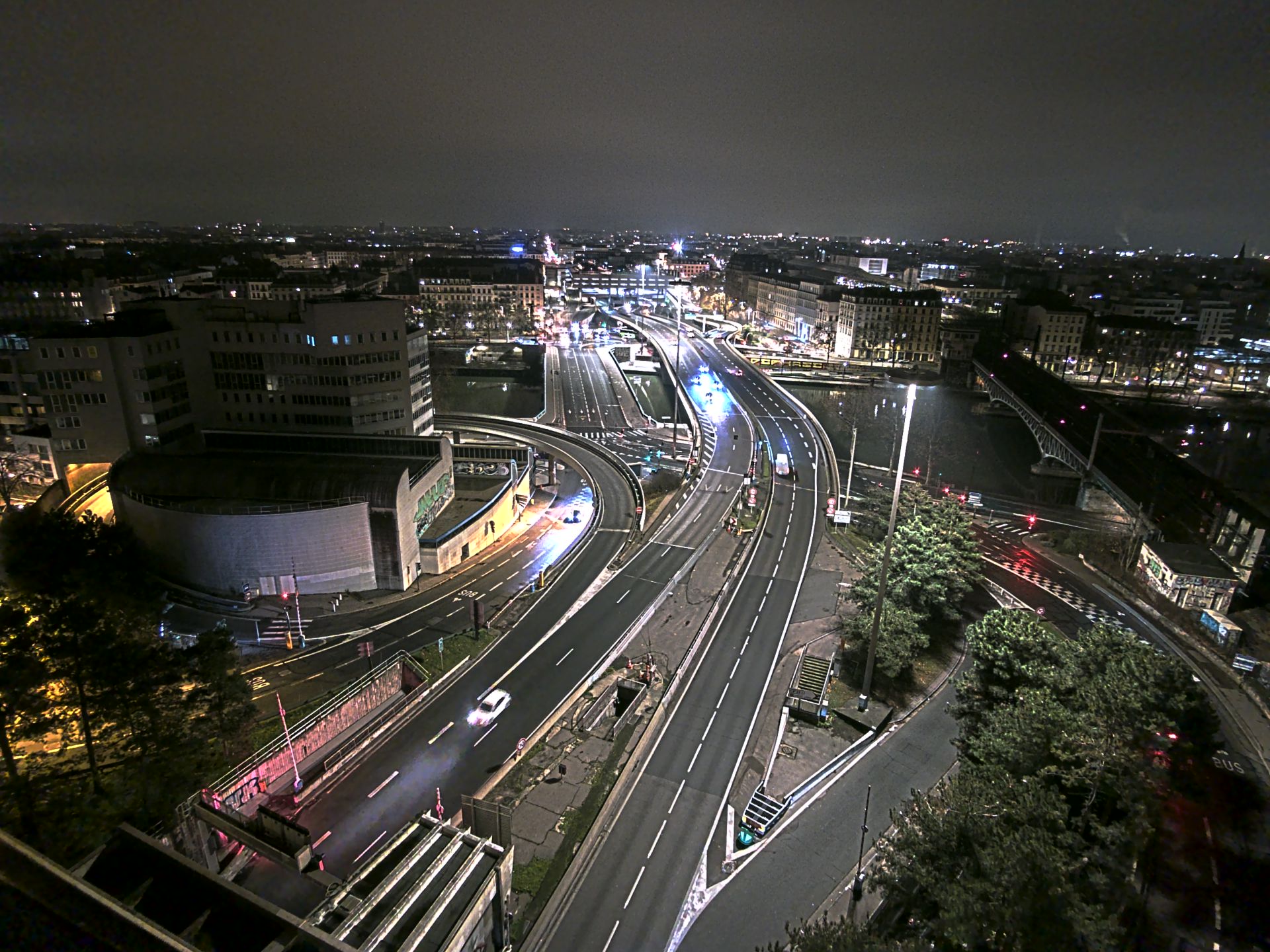 Caméra autoroute à Lyon Perrache à l'entrée Sud du Tunnel sous Fourvière, en direction de Marseille