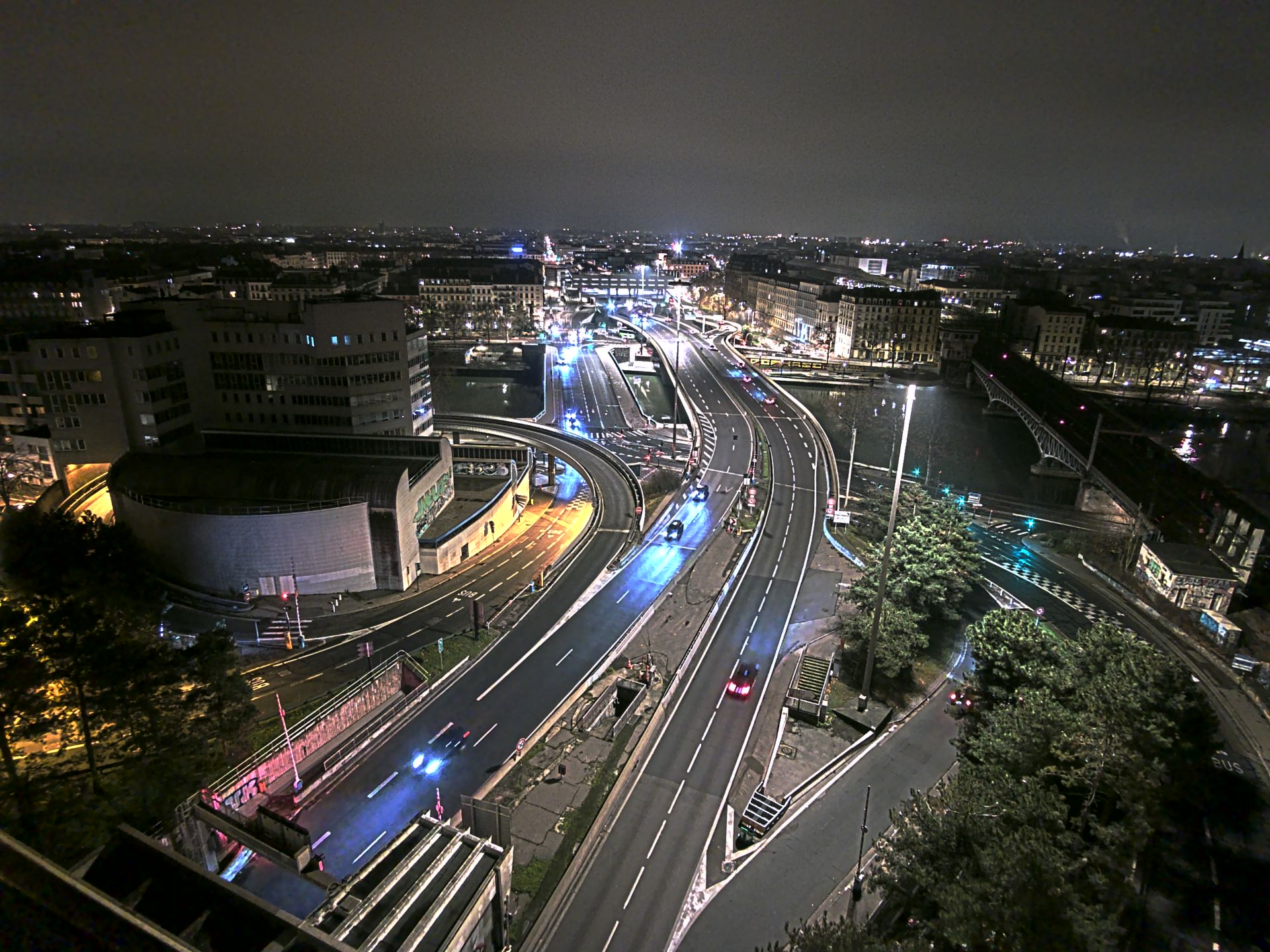 Caméra autoroute à Lyon Perrache à l'entrée Sud du Tunnel sous Fourvière, en direction de Marseille
