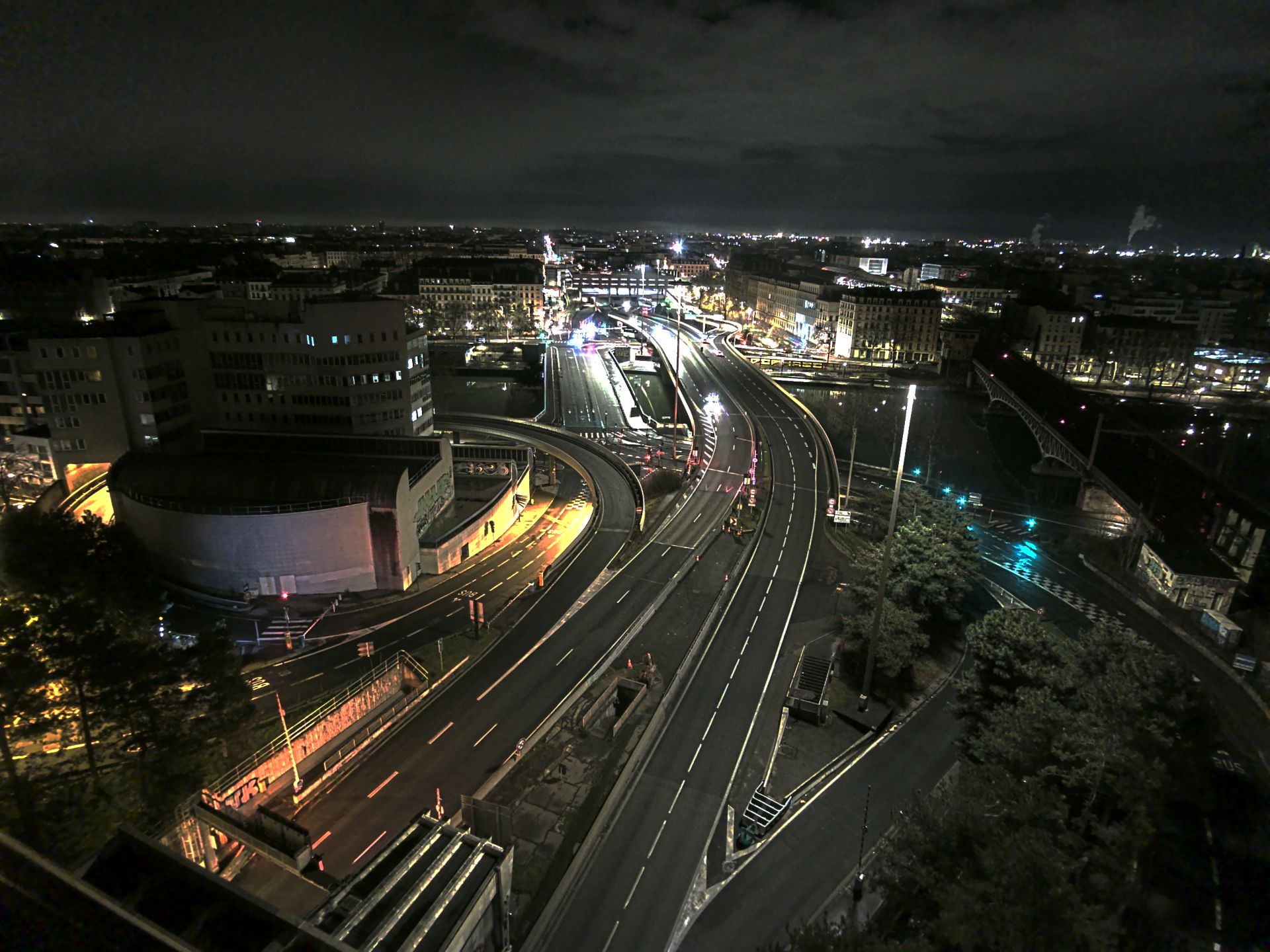 Caméra autoroute à Lyon Perrache à l'entrée Sud du Tunnel sous Fourvière, en direction de Marseille