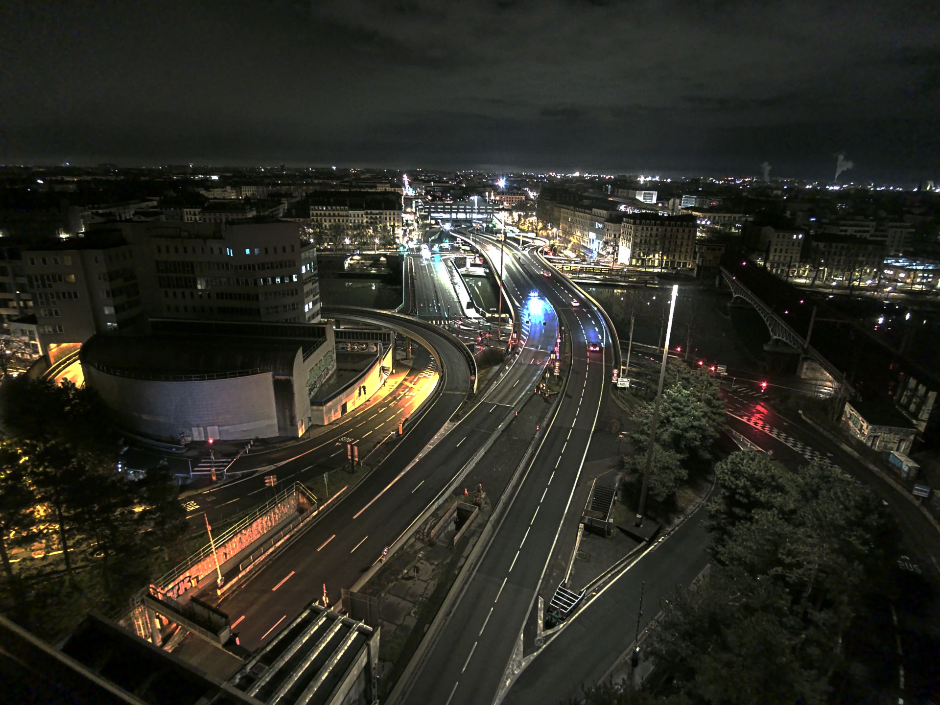Caméra autoroute à Lyon Perrache à l'entrée Sud du Tunnel sous Fourvière, en direction de Marseille