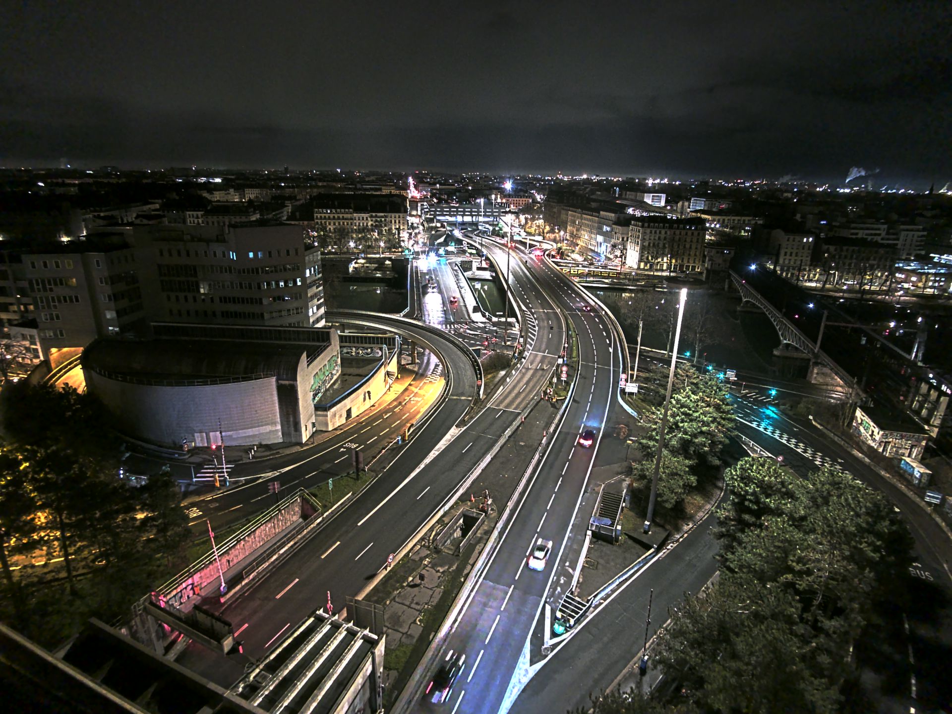 Caméra autoroute à Lyon Perrache à l'entrée Sud du Tunnel sous Fourvière, en direction de Marseille