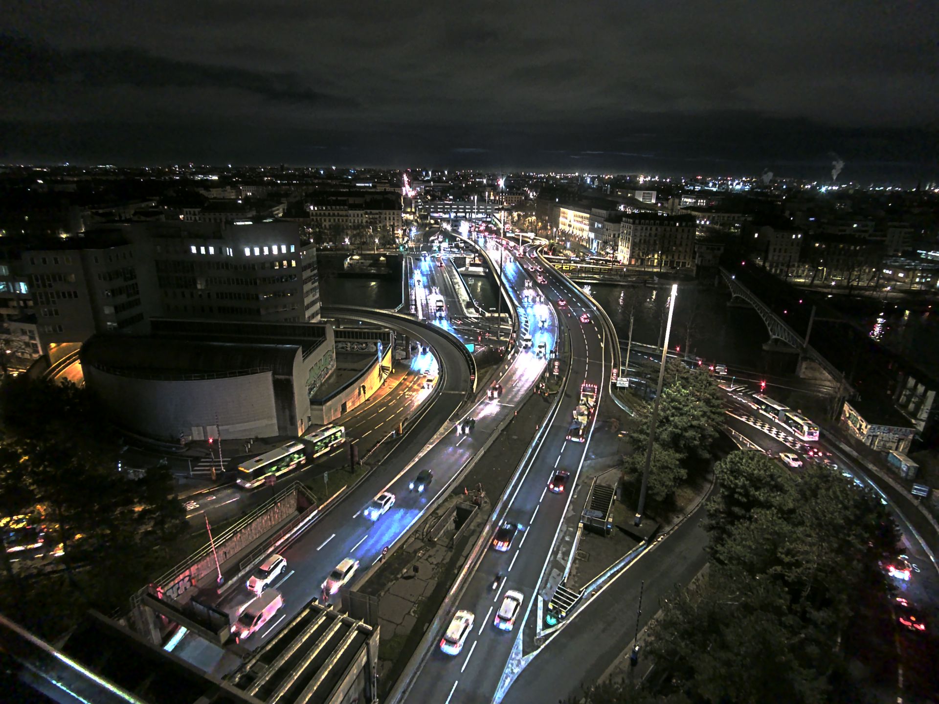 Caméra autoroute à Lyon Perrache à l'entrée Sud du Tunnel sous Fourvière, en direction de Marseille