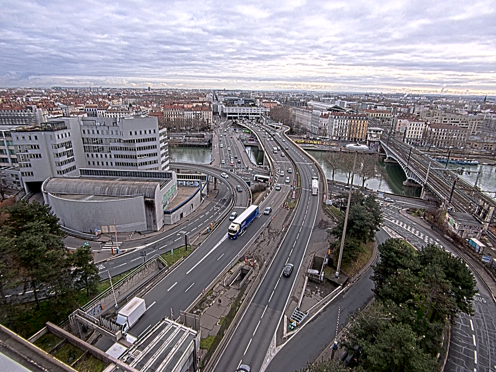Caméra autoroute à Lyon Perrache à l'entrée Sud du Tunnel sous Fourvière, en direction de Marseille