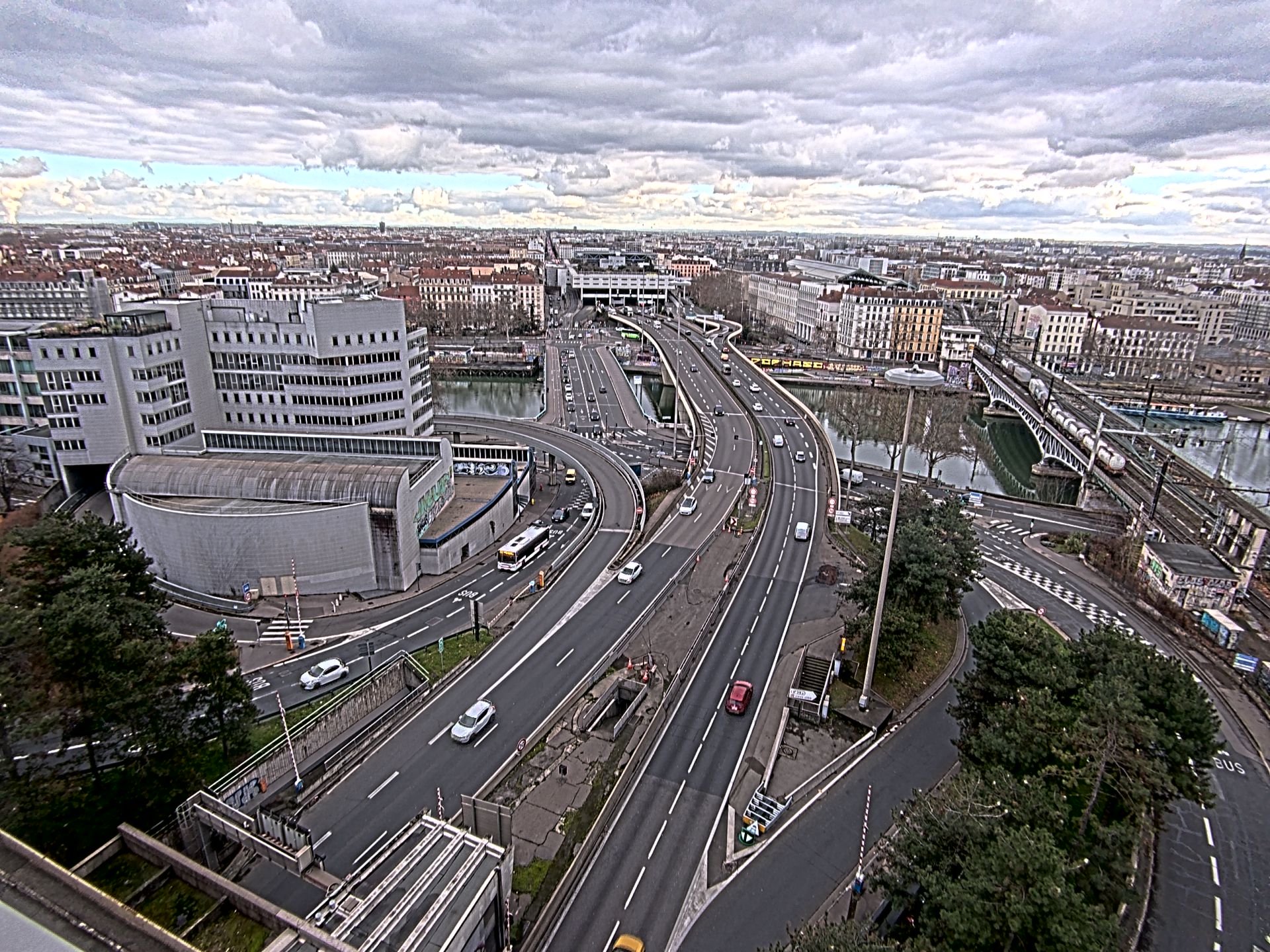 Caméra autoroute à Lyon Perrache à l'entrée Sud du Tunnel sous Fourvière, en direction de Marseille