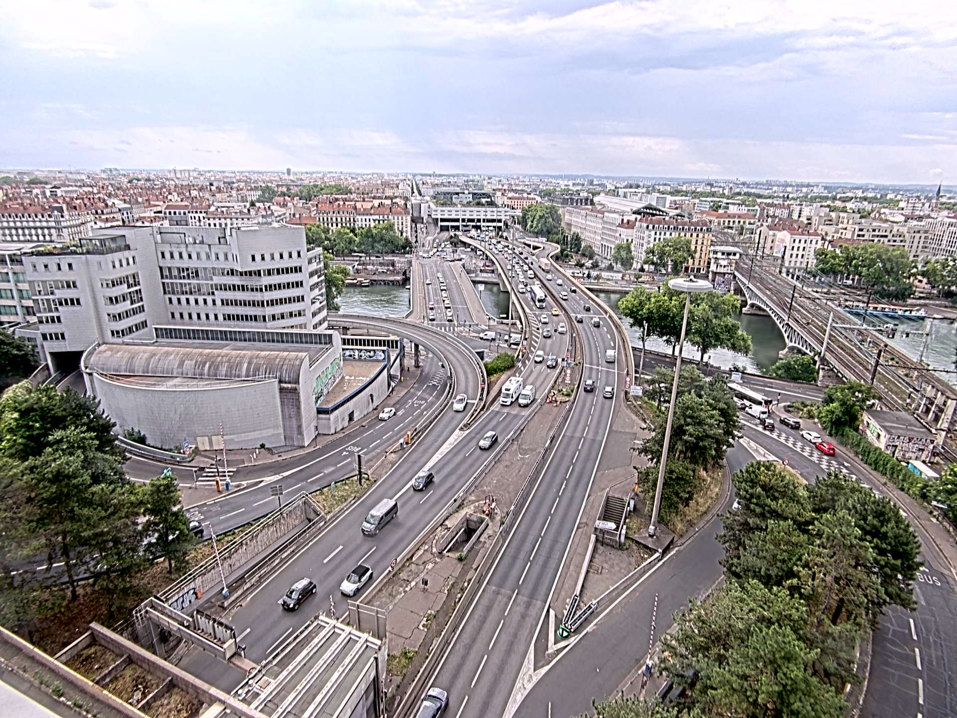 Caméra autoroute à Lyon Perrache à l'entrée Sud du Tunnel sous Fourvière, en direction de Marseille