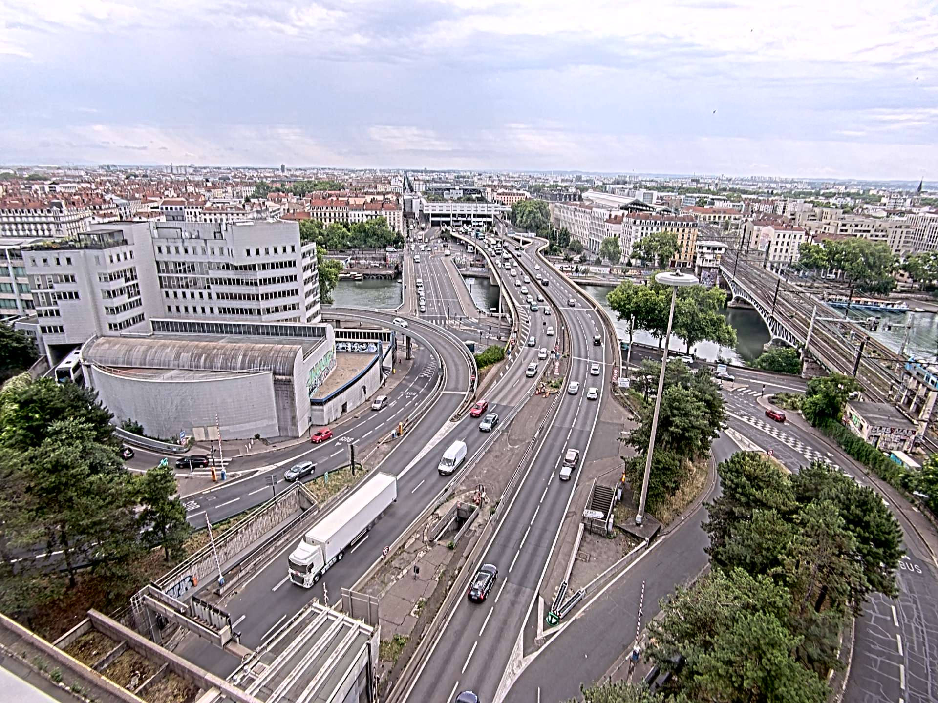 Caméra autoroute à Lyon Perrache à l'entrée Sud du Tunnel sous Fourvière, en direction de Marseille