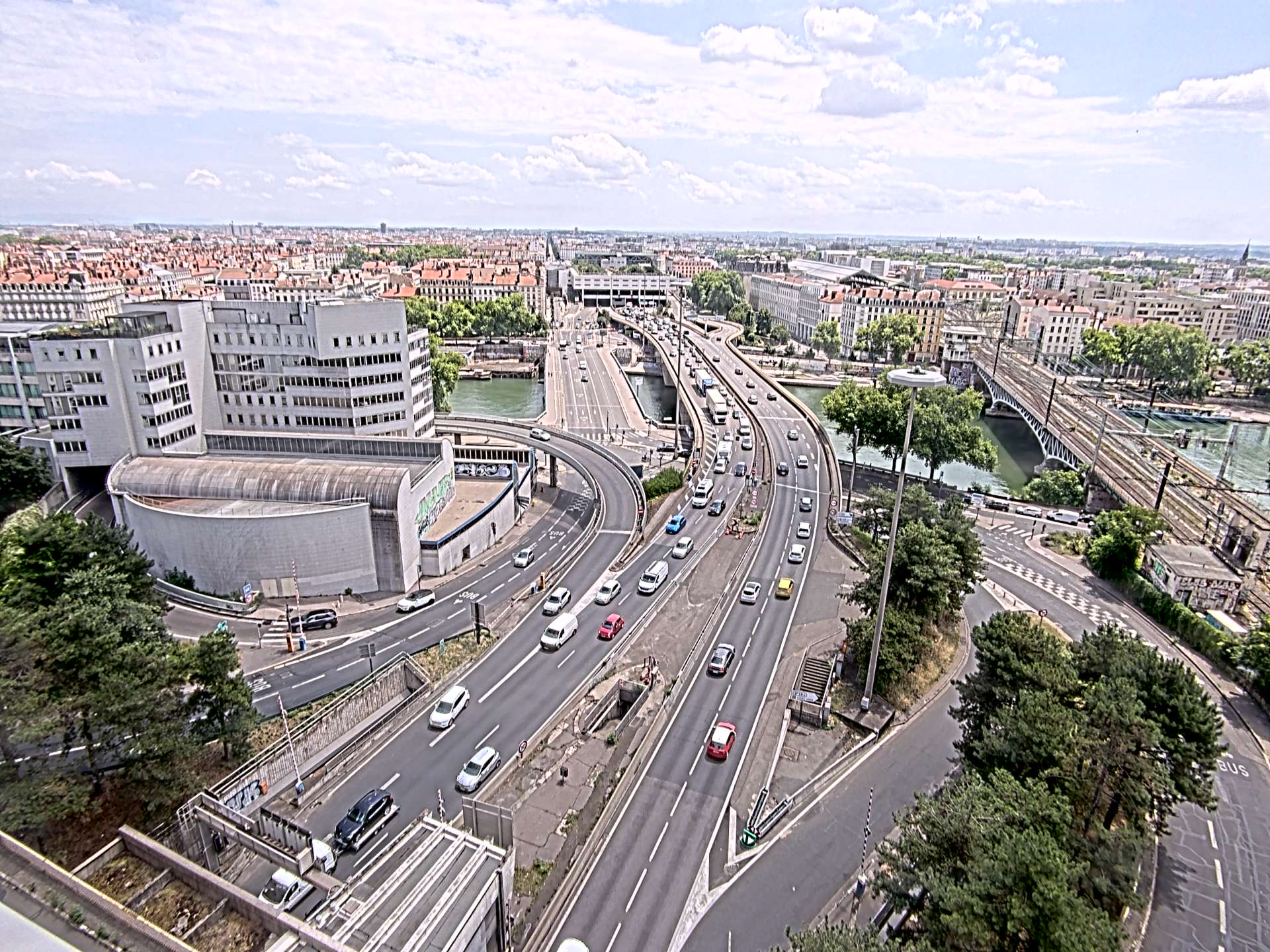 Caméra autoroute à Lyon Perrache à l'entrée Sud du Tunnel sous Fourvière, en direction de Marseille