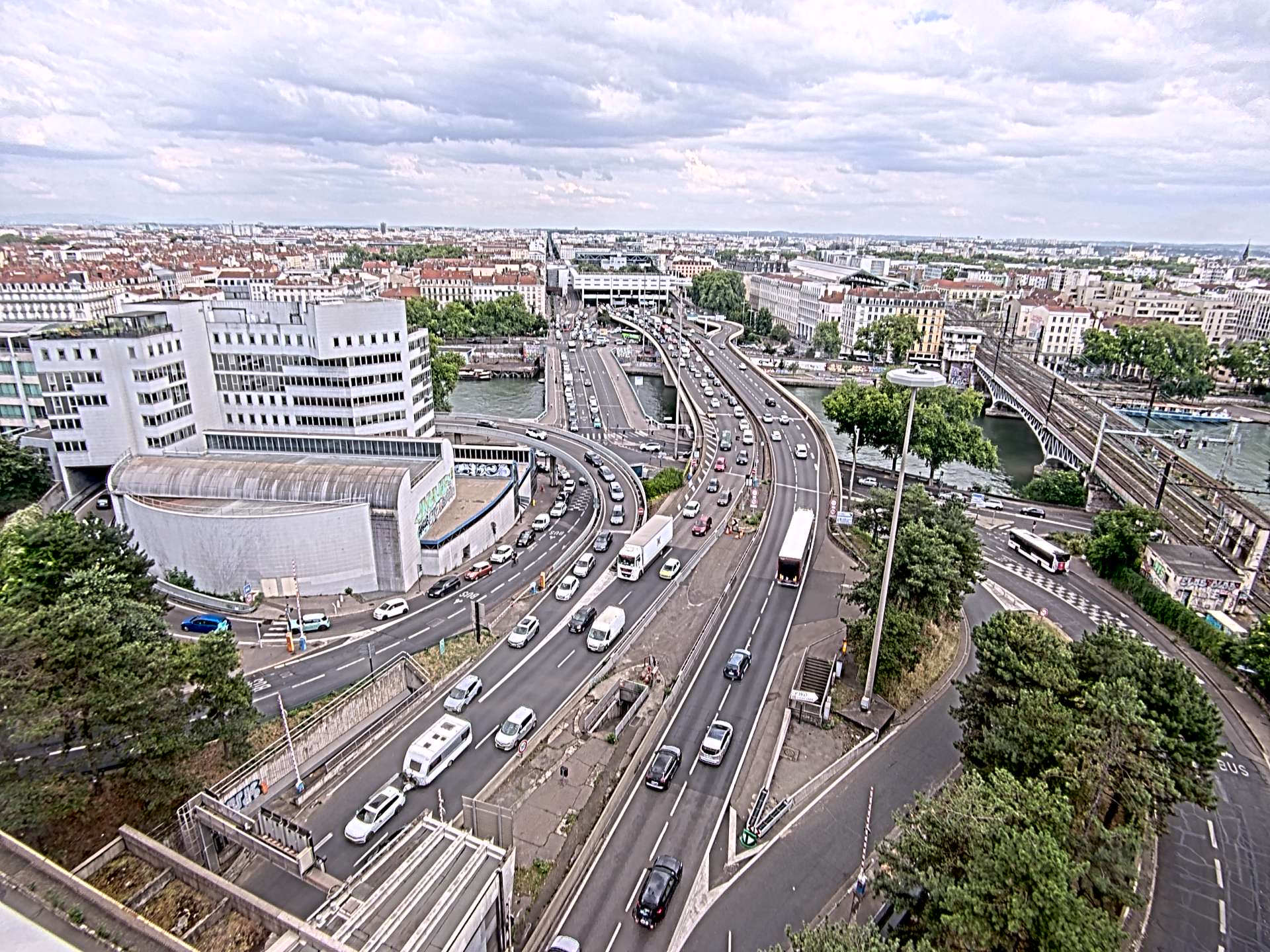 Caméra autoroute à Lyon Perrache à l'entrée Sud du Tunnel sous Fourvière, en direction de Marseille