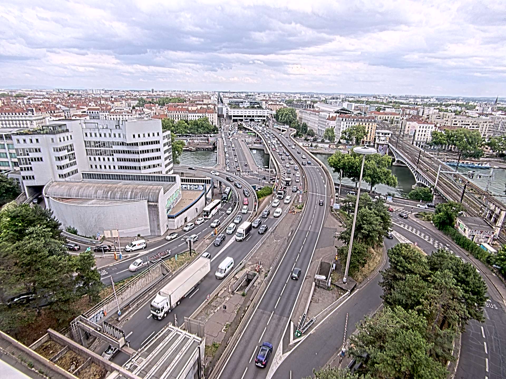 Caméra autoroute à Lyon Perrache à l'entrée Sud du Tunnel sous Fourvière, en direction de Marseille