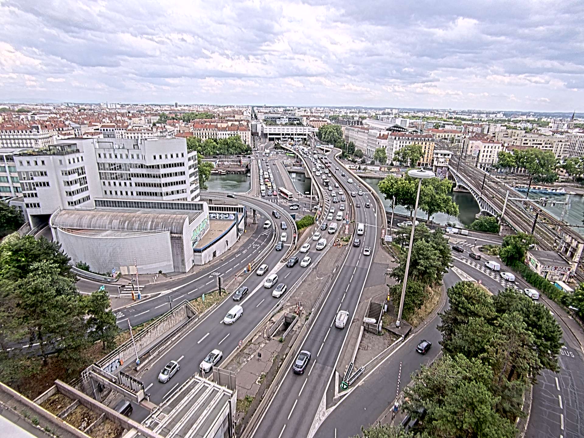Caméra autoroute à Lyon Perrache à l'entrée Sud du Tunnel sous Fourvière, en direction de Marseille